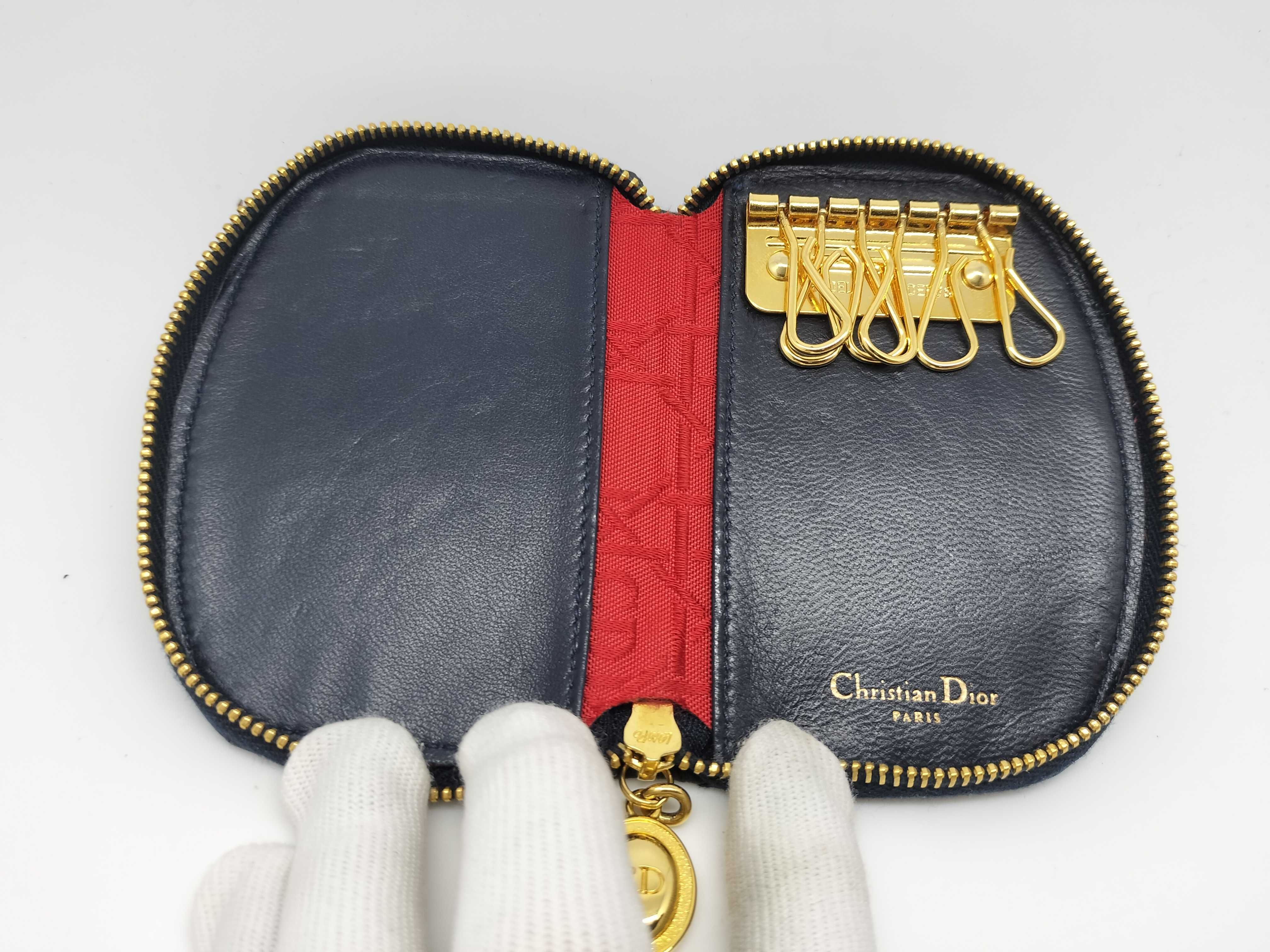 Key Case — view 9