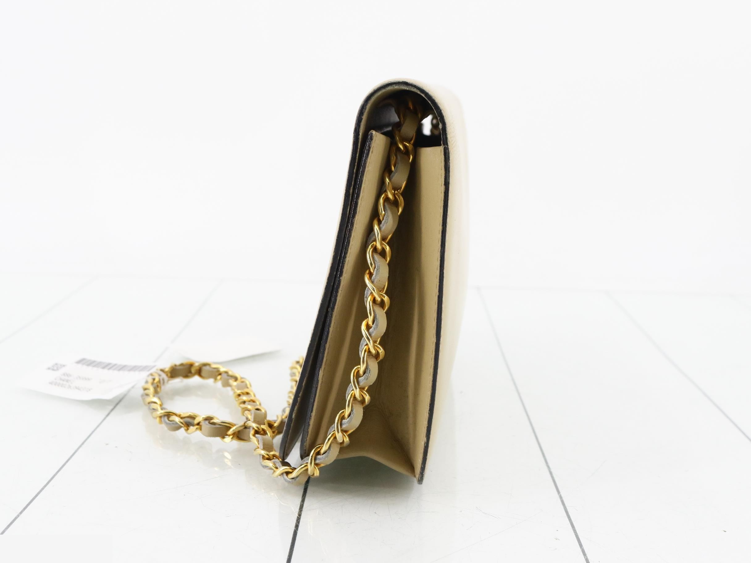 Coco Mark Chain One Shoulder Bag — view 3