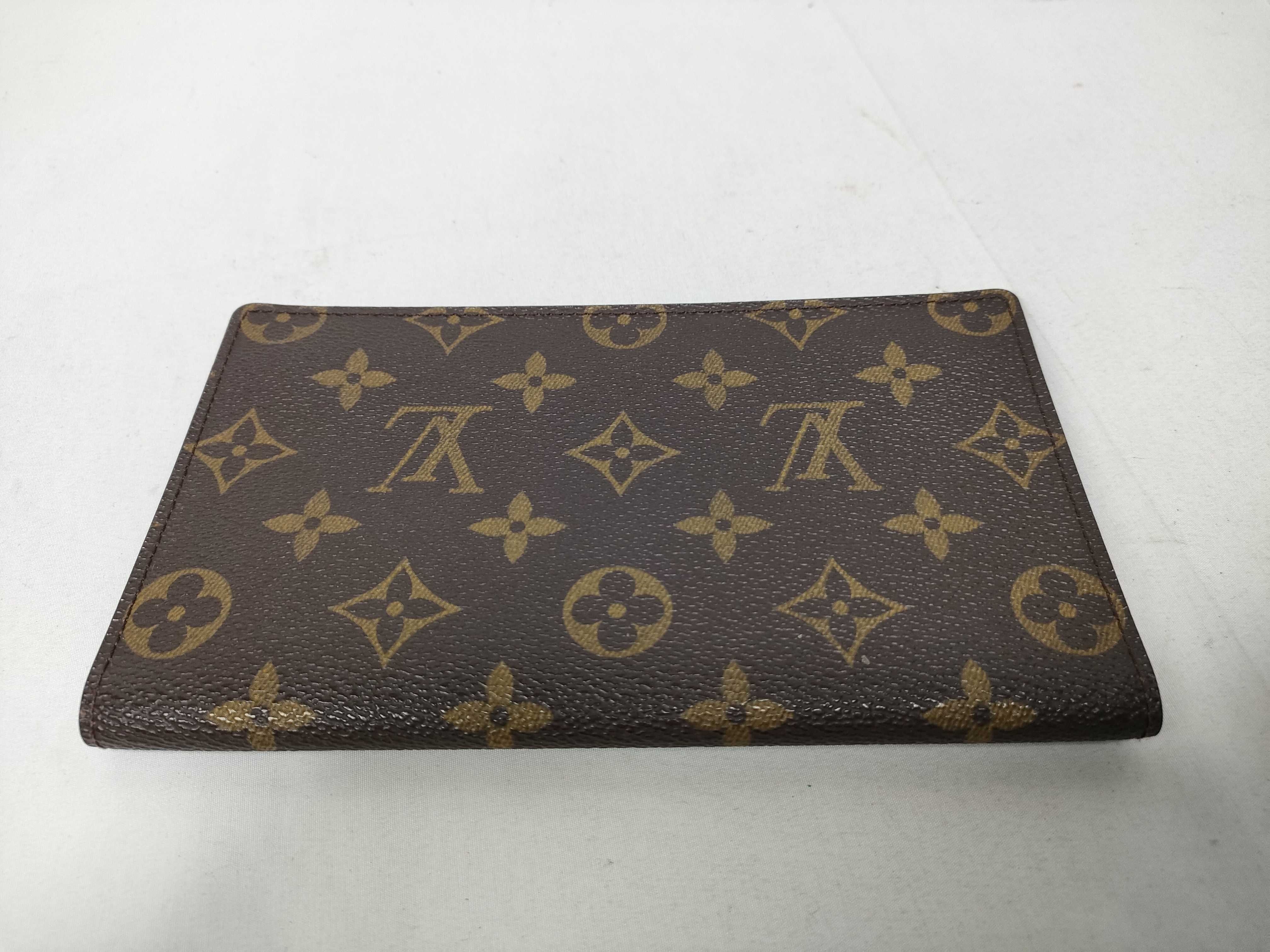 Monogram Louis Vuitton Notebook Cover — view 7