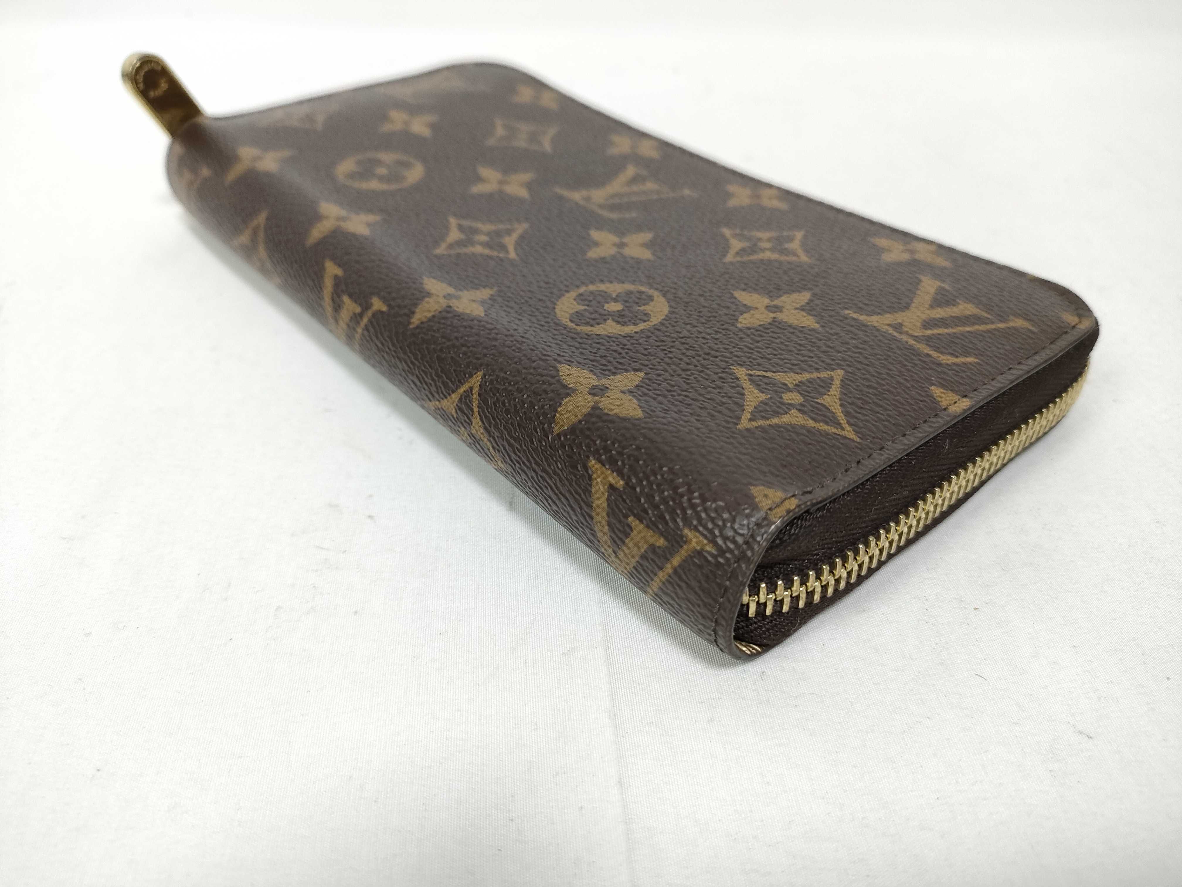 Mahina Louis Vuitton Monogram Ice Gold Zippy Wallet RFID Long Wallet M27030 — view 3