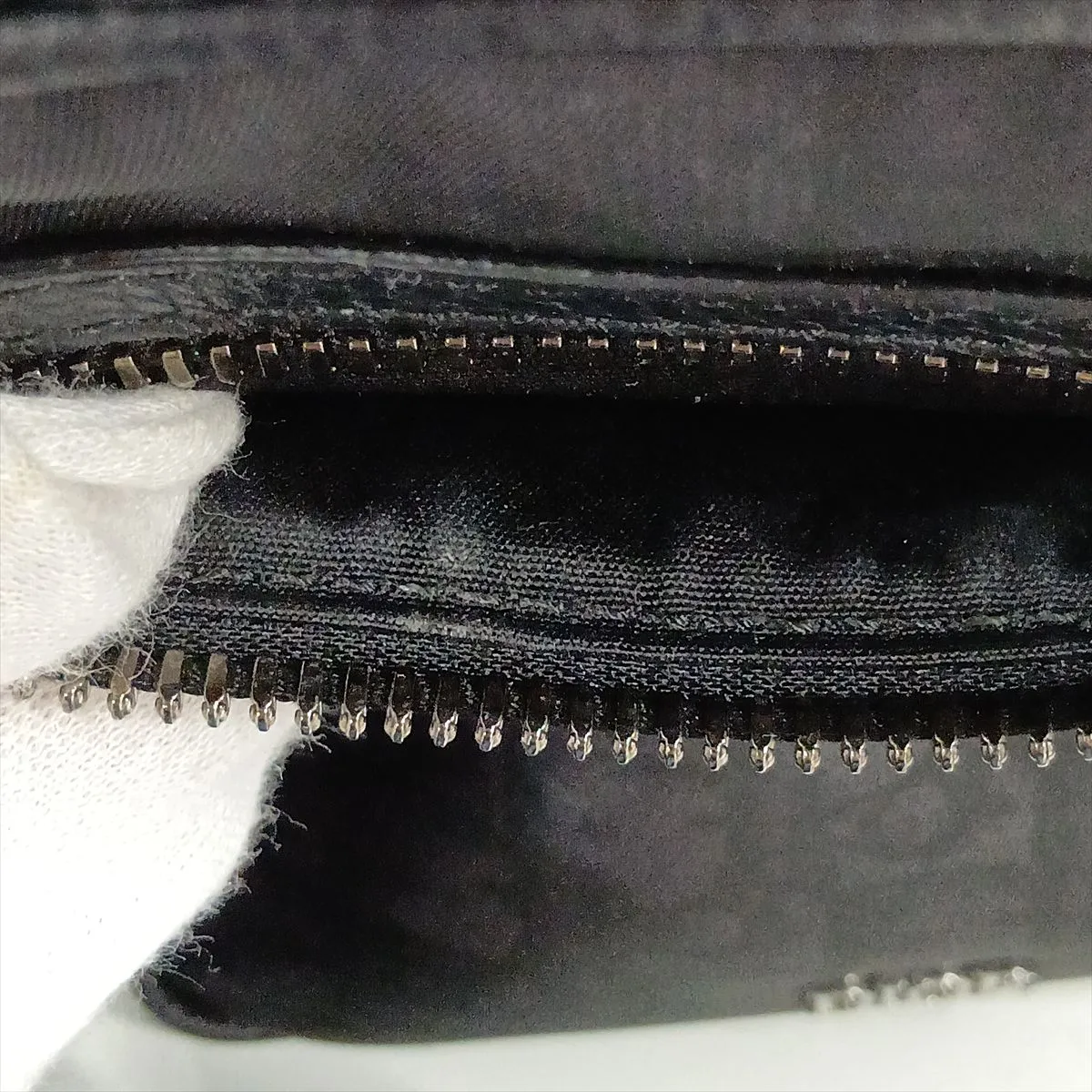 Oblique Nylon x Leather Shoulder Bag, Black — view 9