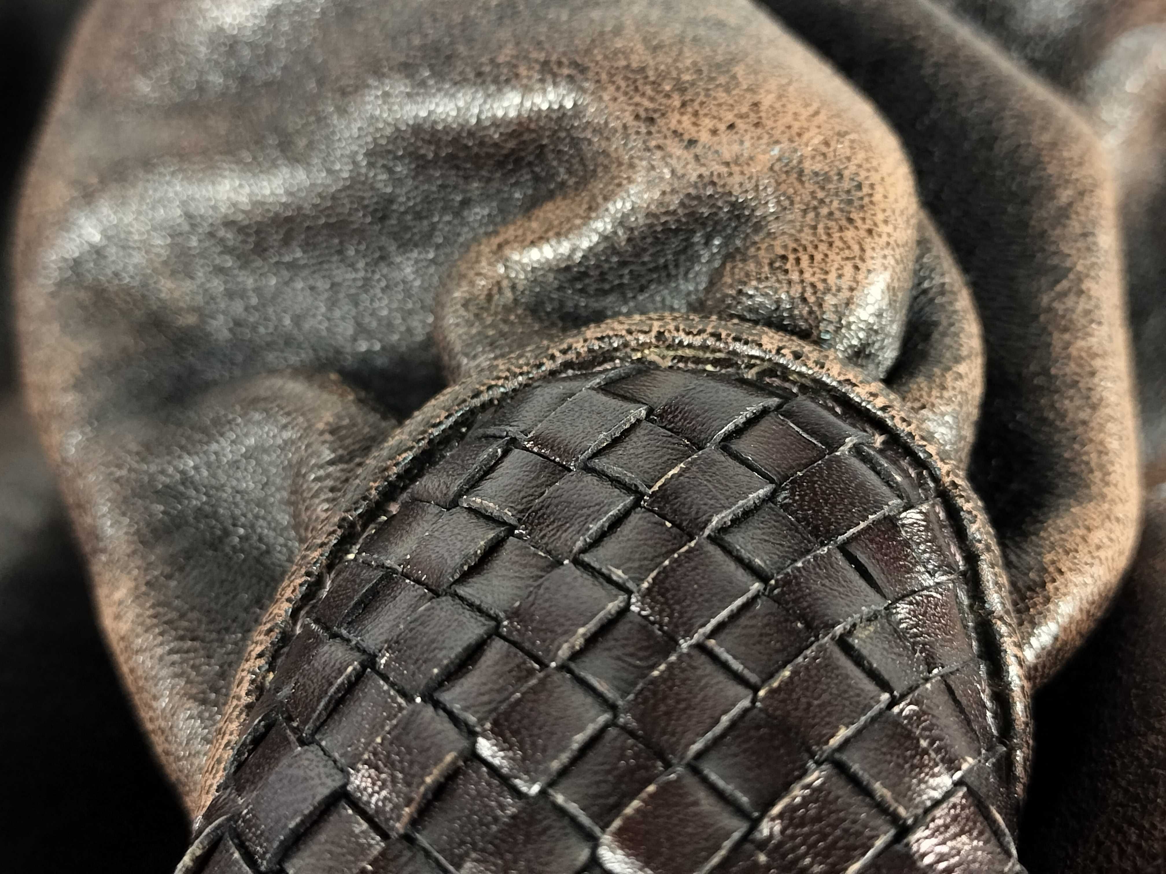 TH-8BR511 Spy Leather Brown Handbag - Grade BC — view 14