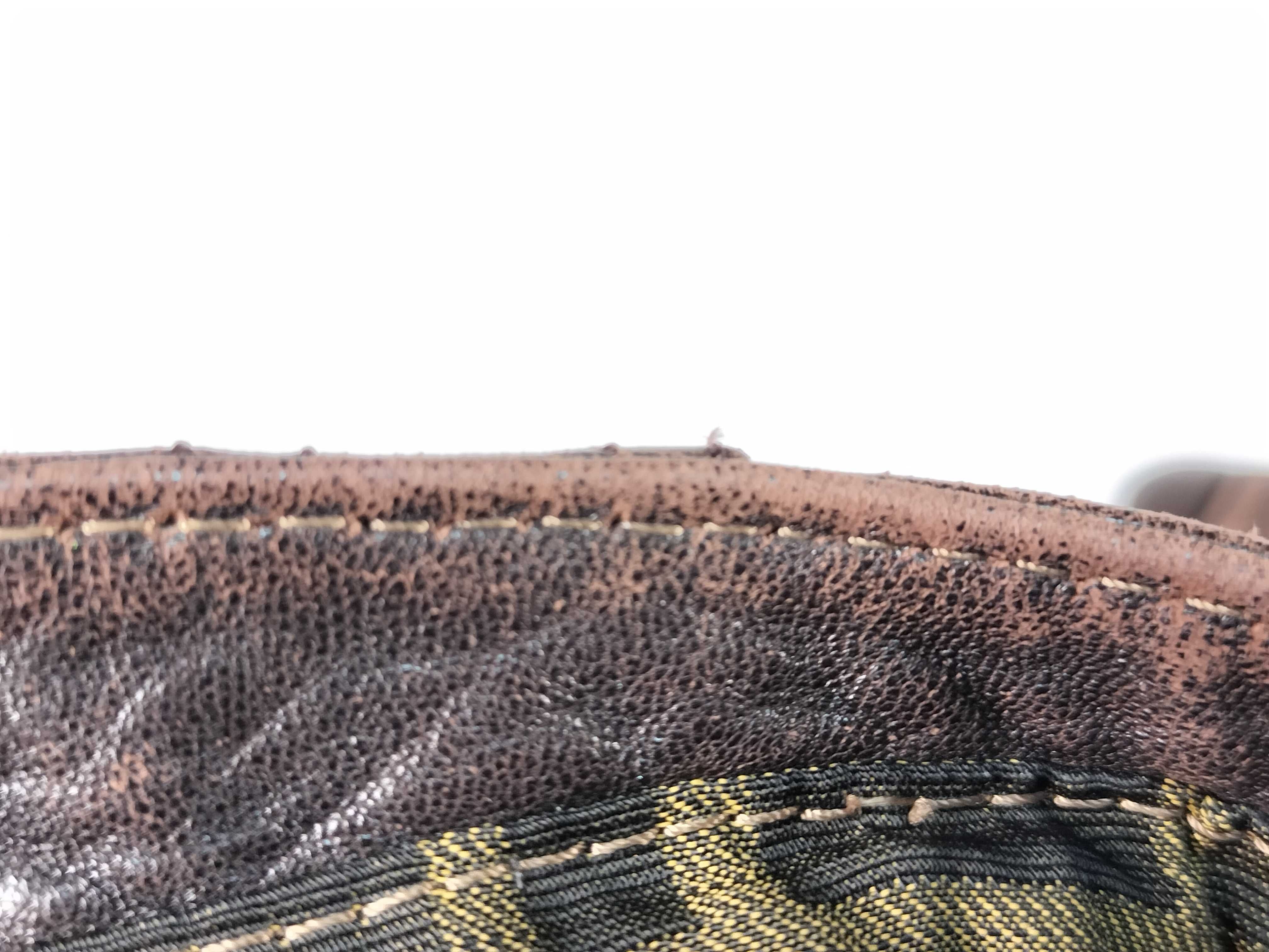 TH-8BR511 Spy Leather Brown Handbag - Grade BC — view 8