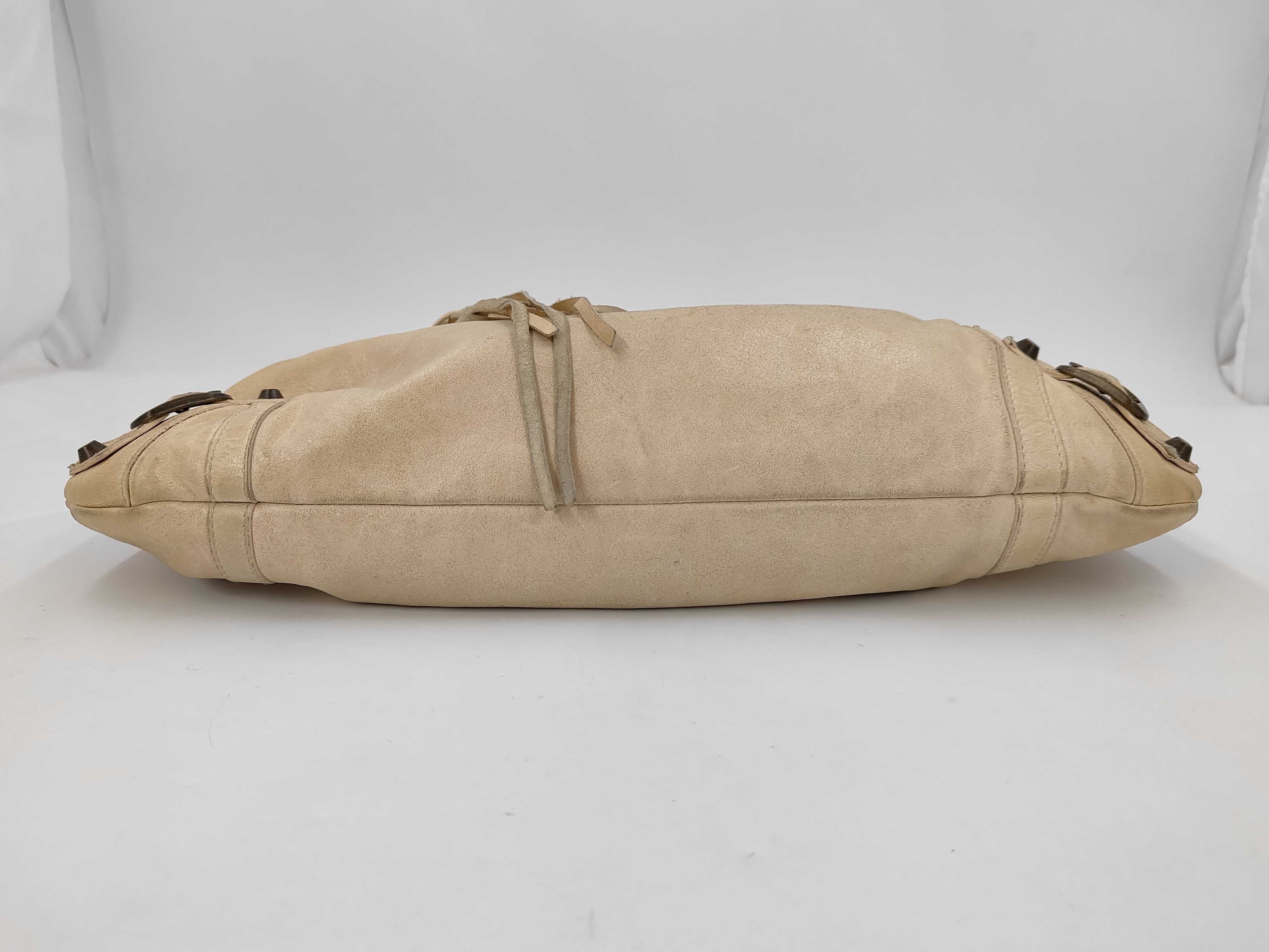 The Giant City 128522 Beige Handbag — view 7