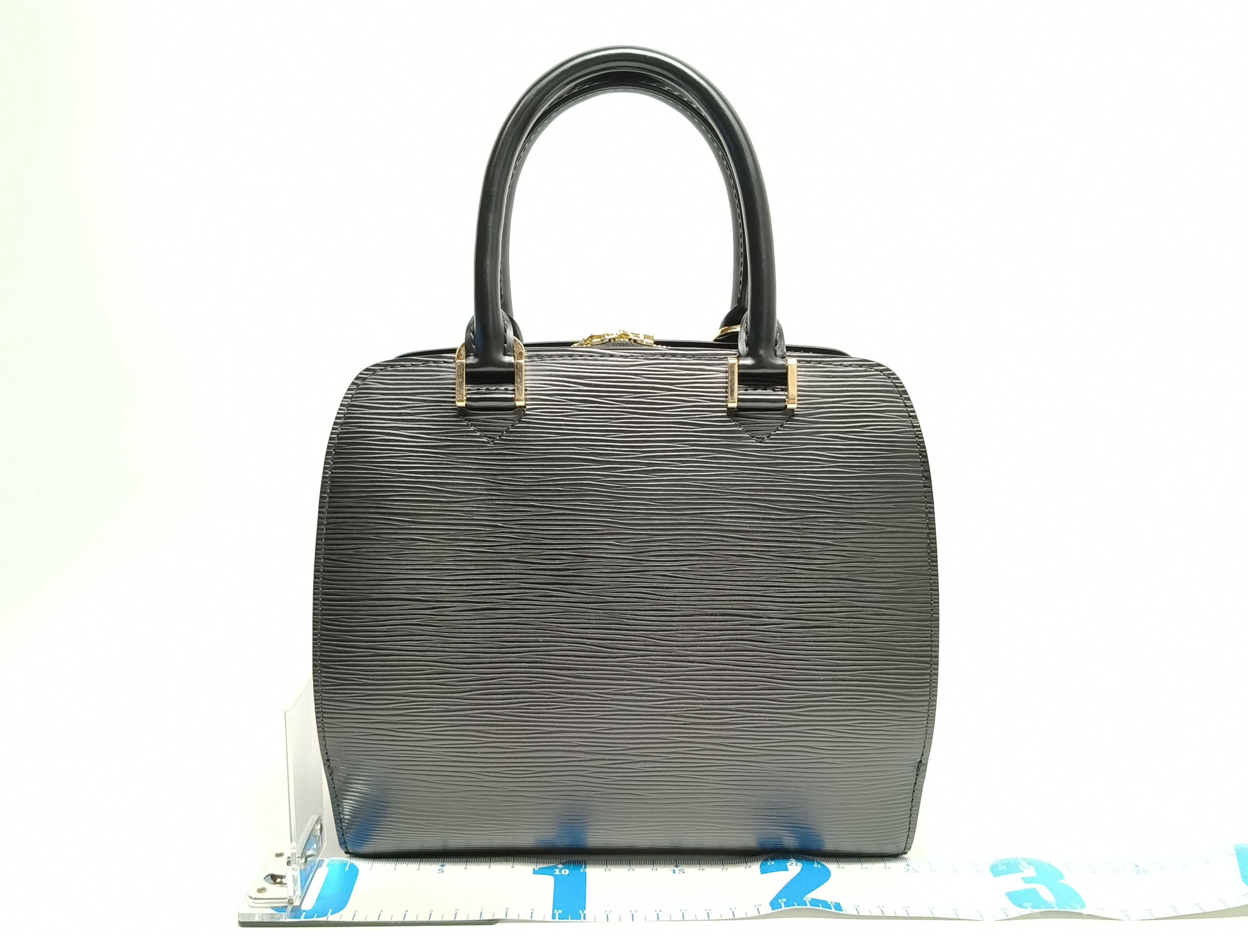 Epi Leather M52052 Pont Neuf Noir Handbag — view 2