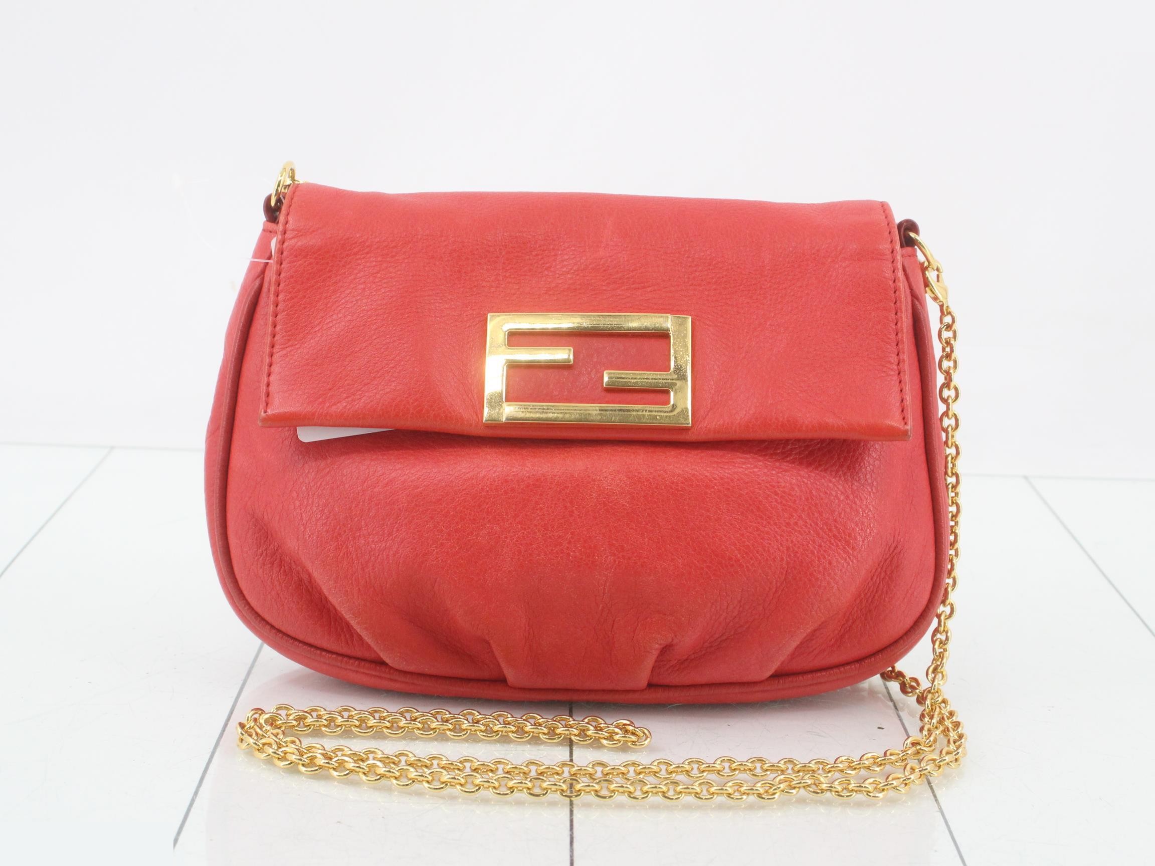 Leather Chain Mamma Bucket Shoulder Bag