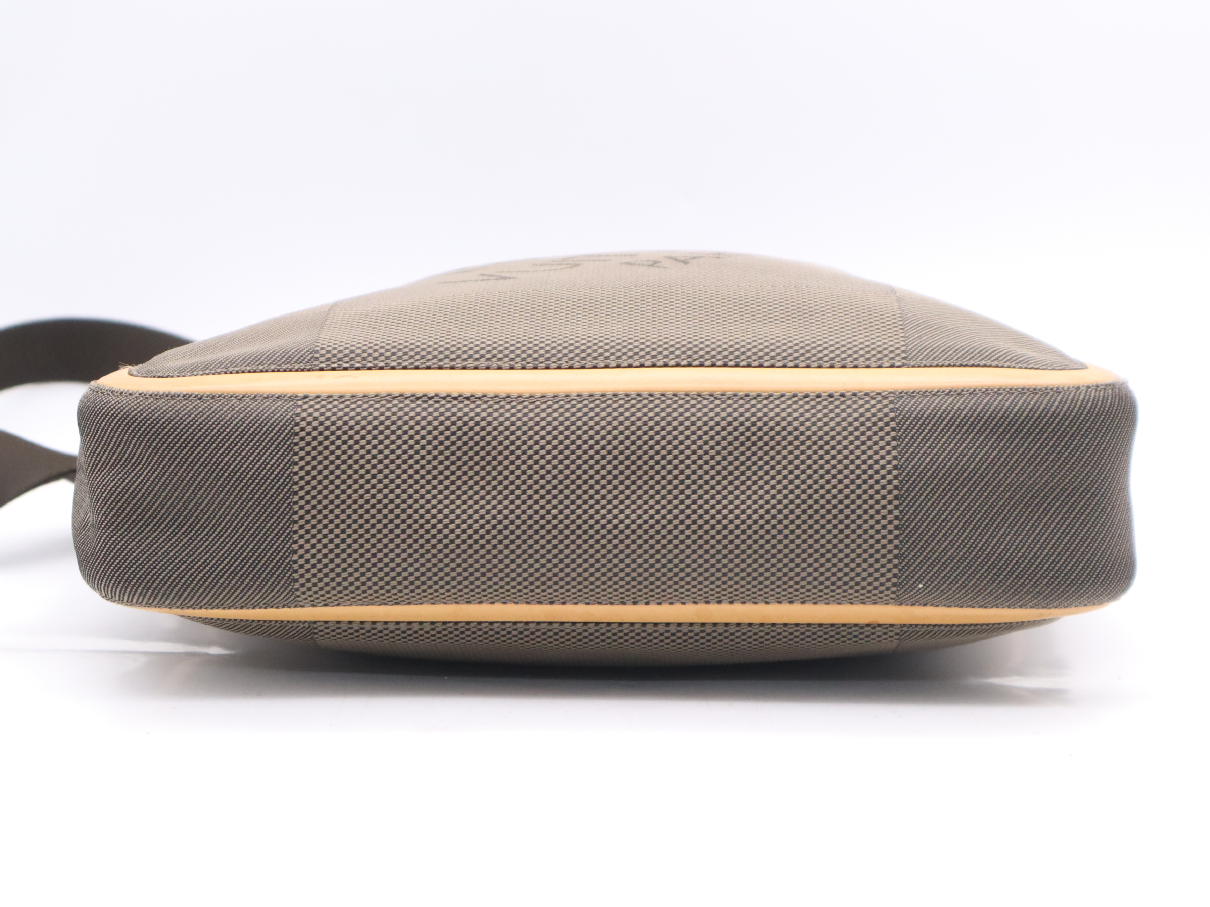 M93045 Damier Géant Compagnon Shoulder Bag — view 4