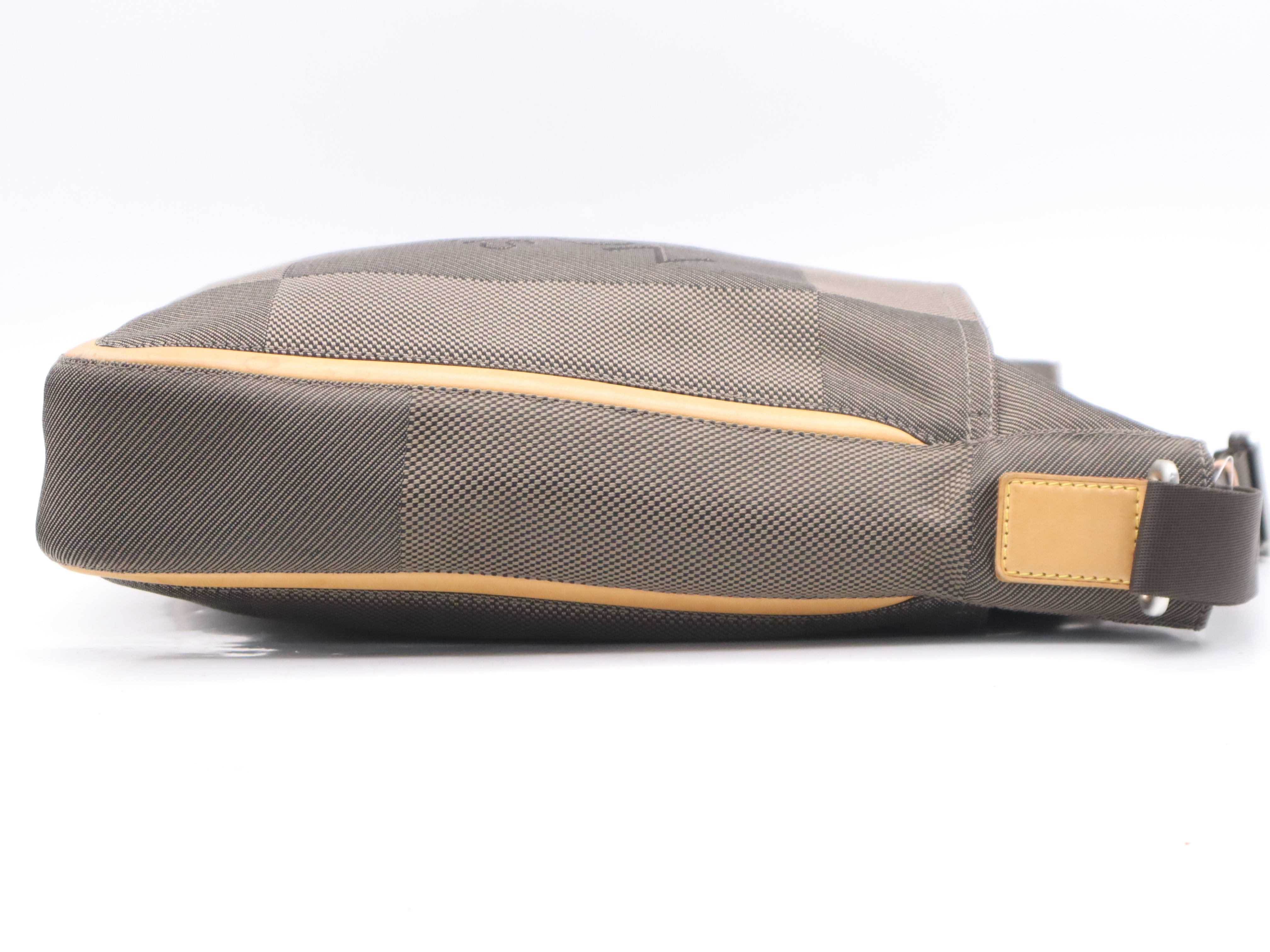 M93045 Damier Géant Compagnon Shoulder Bag — view 5
