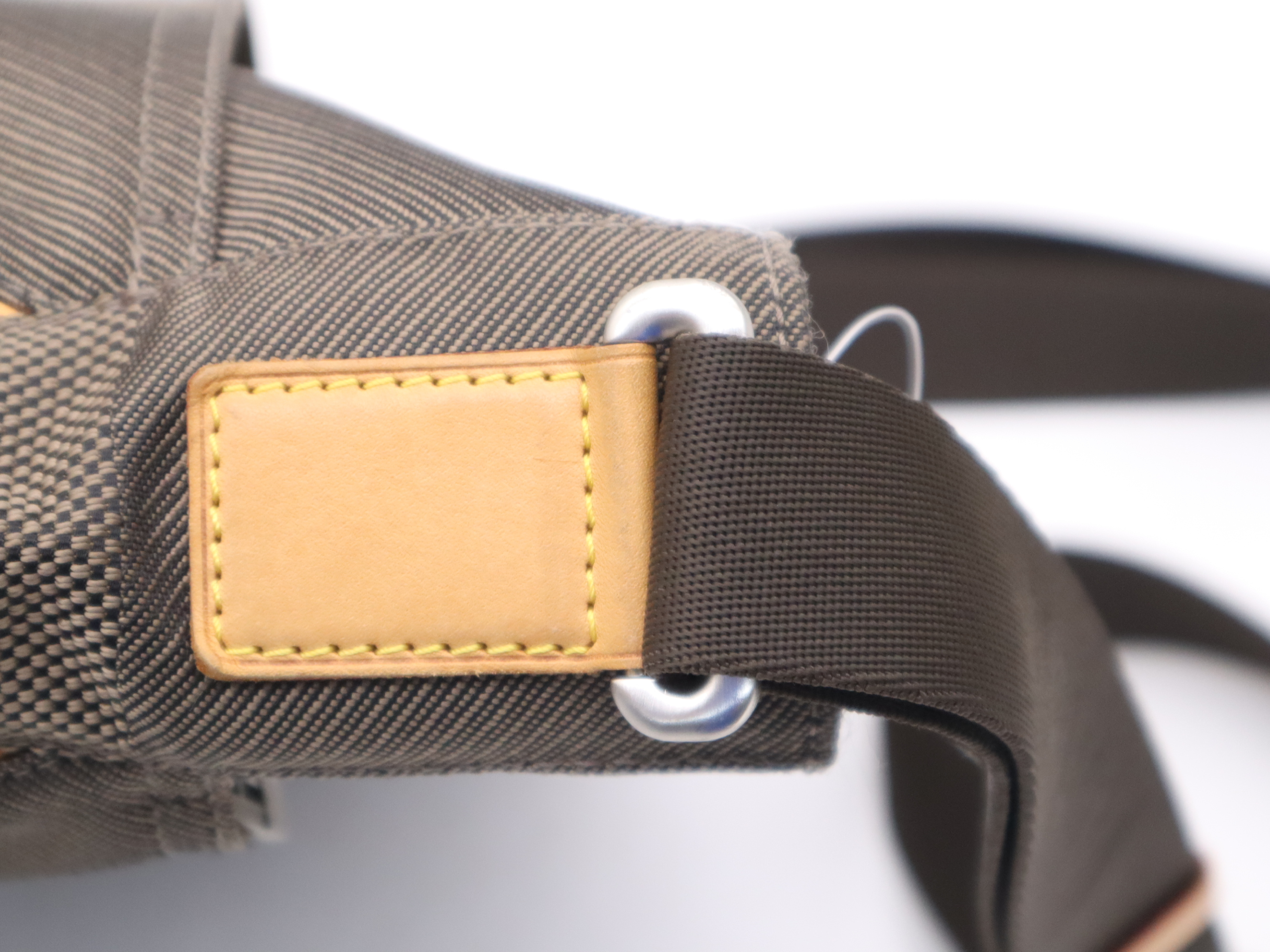 M93045 Damier Géant Compagnon Shoulder Bag — view 7