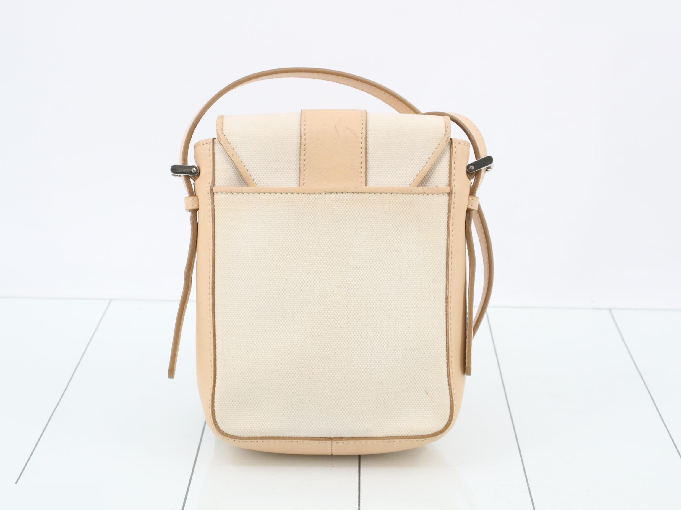 Other lines: Bags/Shoulder bags, Canvas, White — view 2