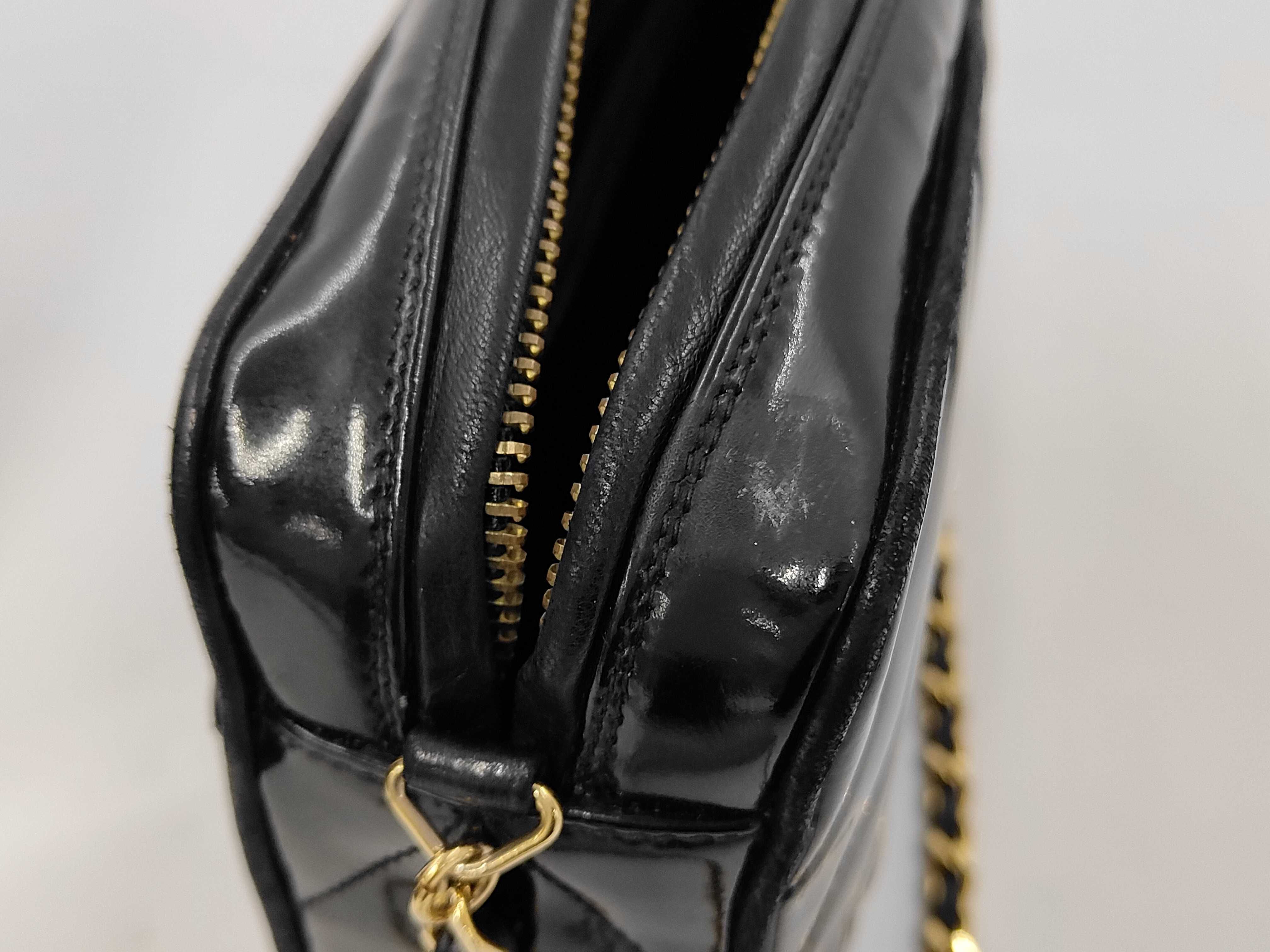 patent leather shoulder bag (black) — view 11