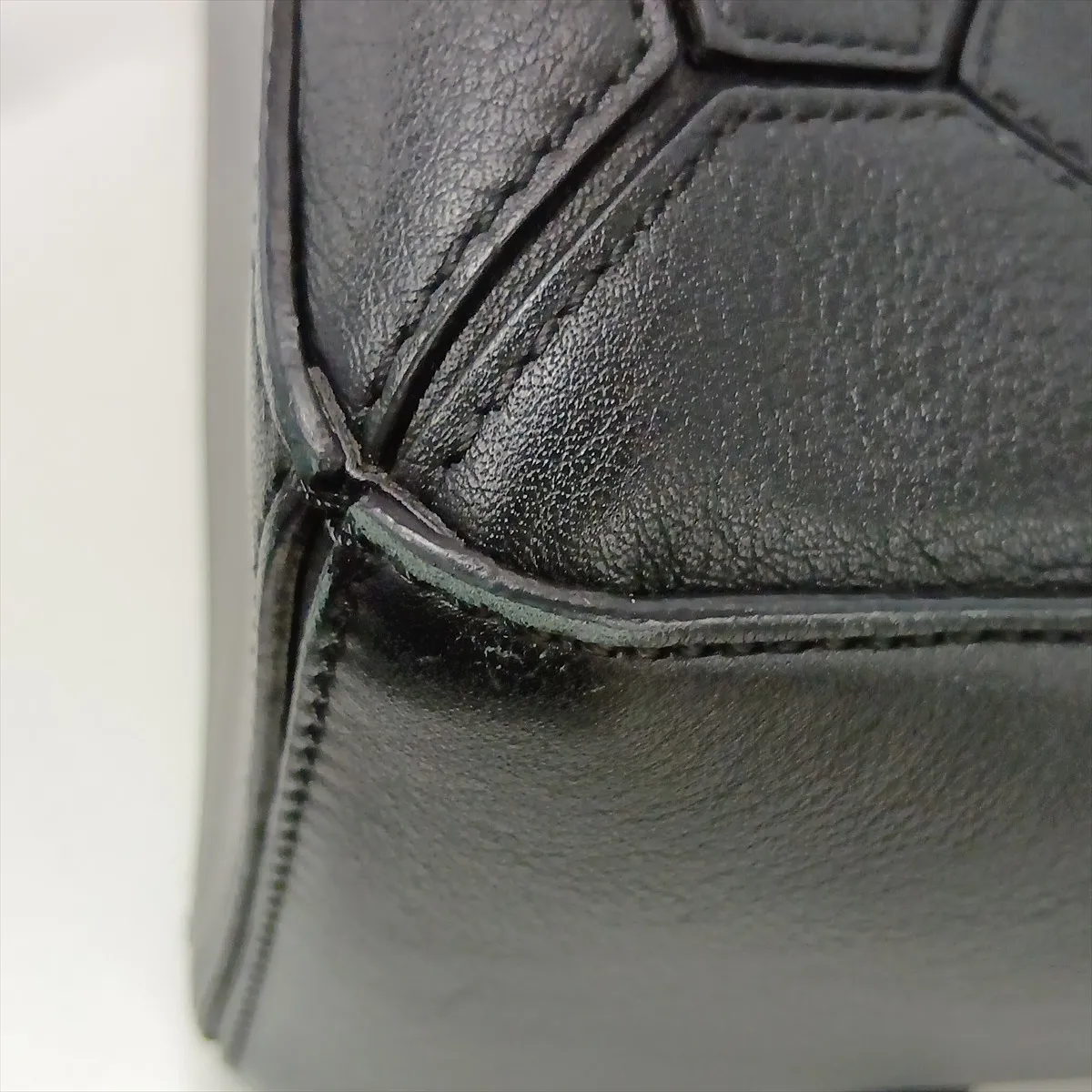 Puzzle Bag Small Leather 2-Way Handbag Black — view 13