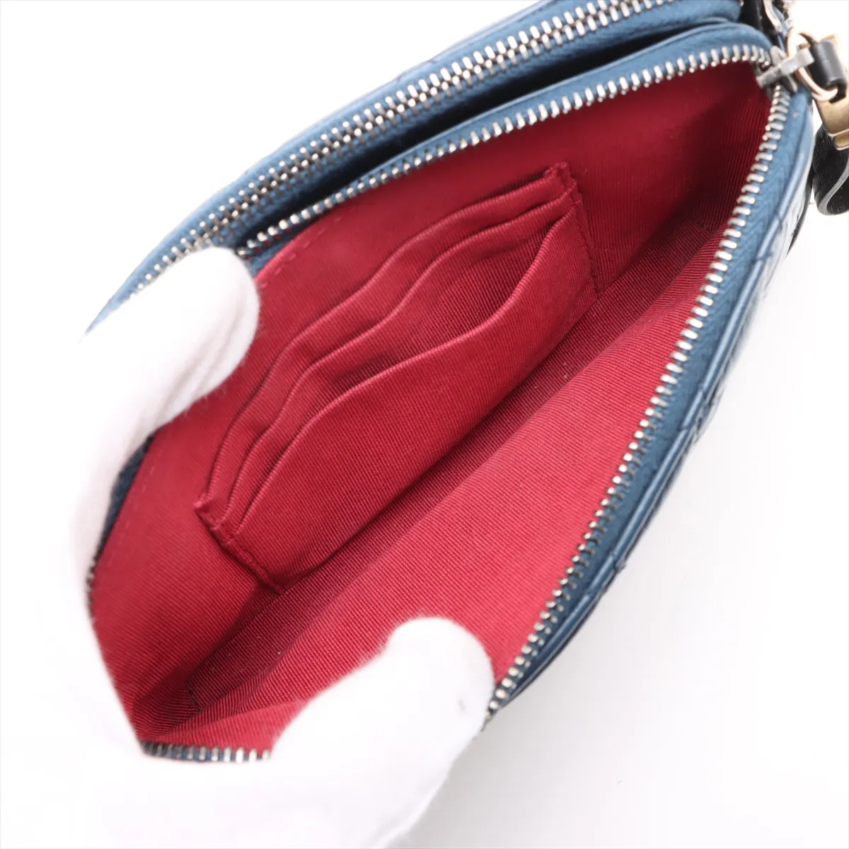 Gabriel de Chanel Vintage Calf Chain Shoulder Bag Blue Gold x Silver Hardware 24870521 24th Series — view 8