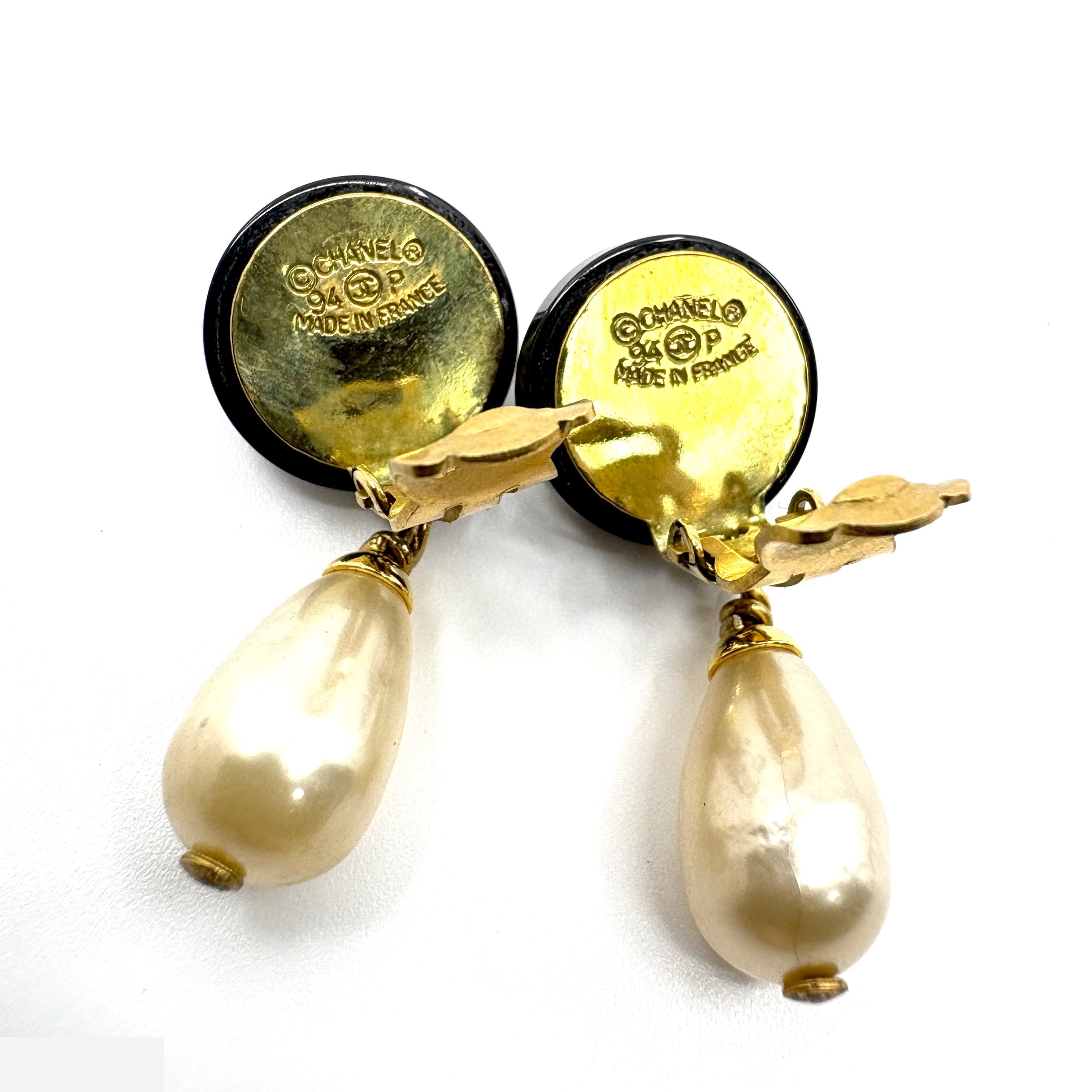 Coco Mark Pearl Swing Earrings (Precious Metal) — view 3