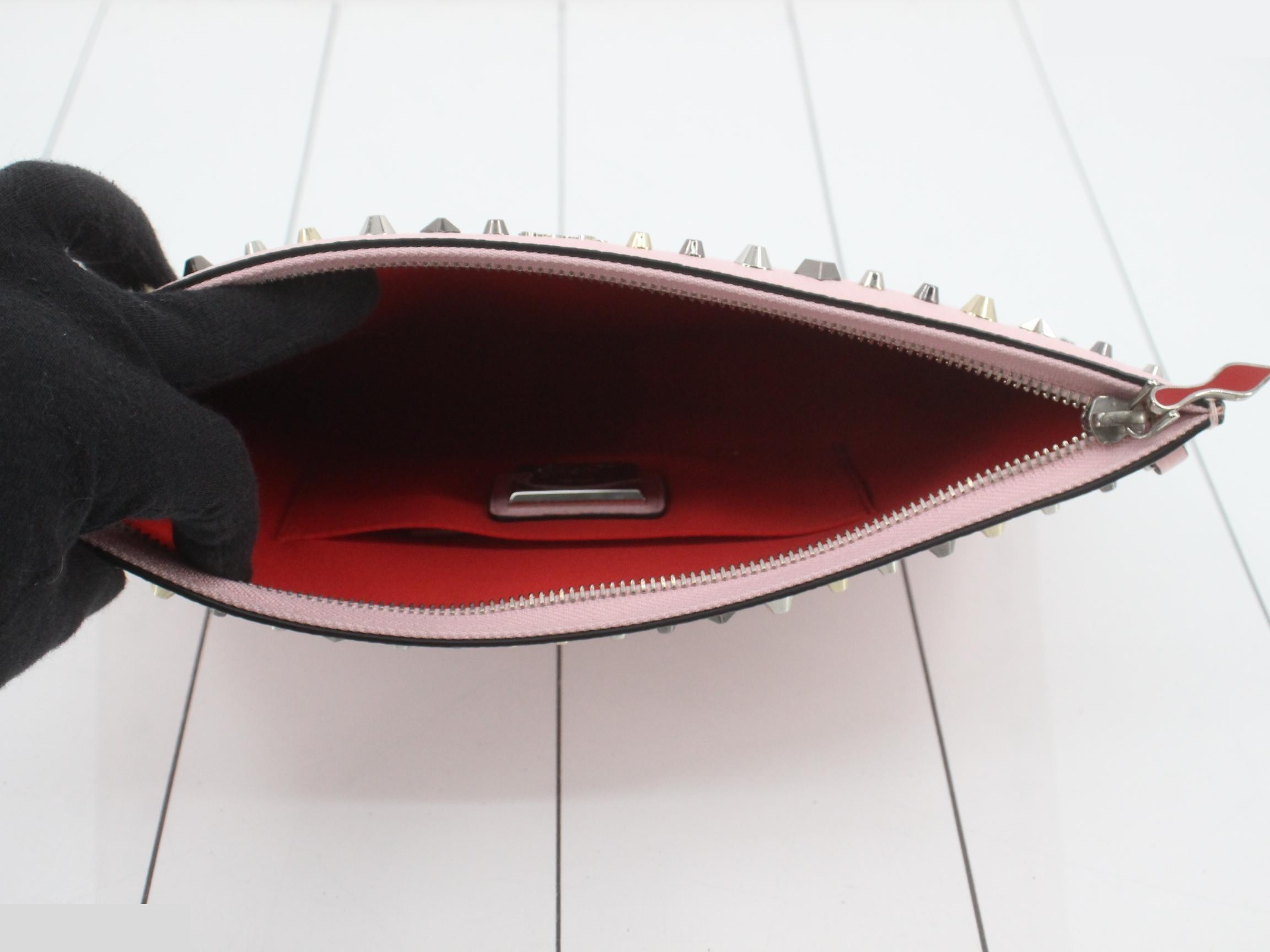 Other lines: Bags and Wallets — view 4