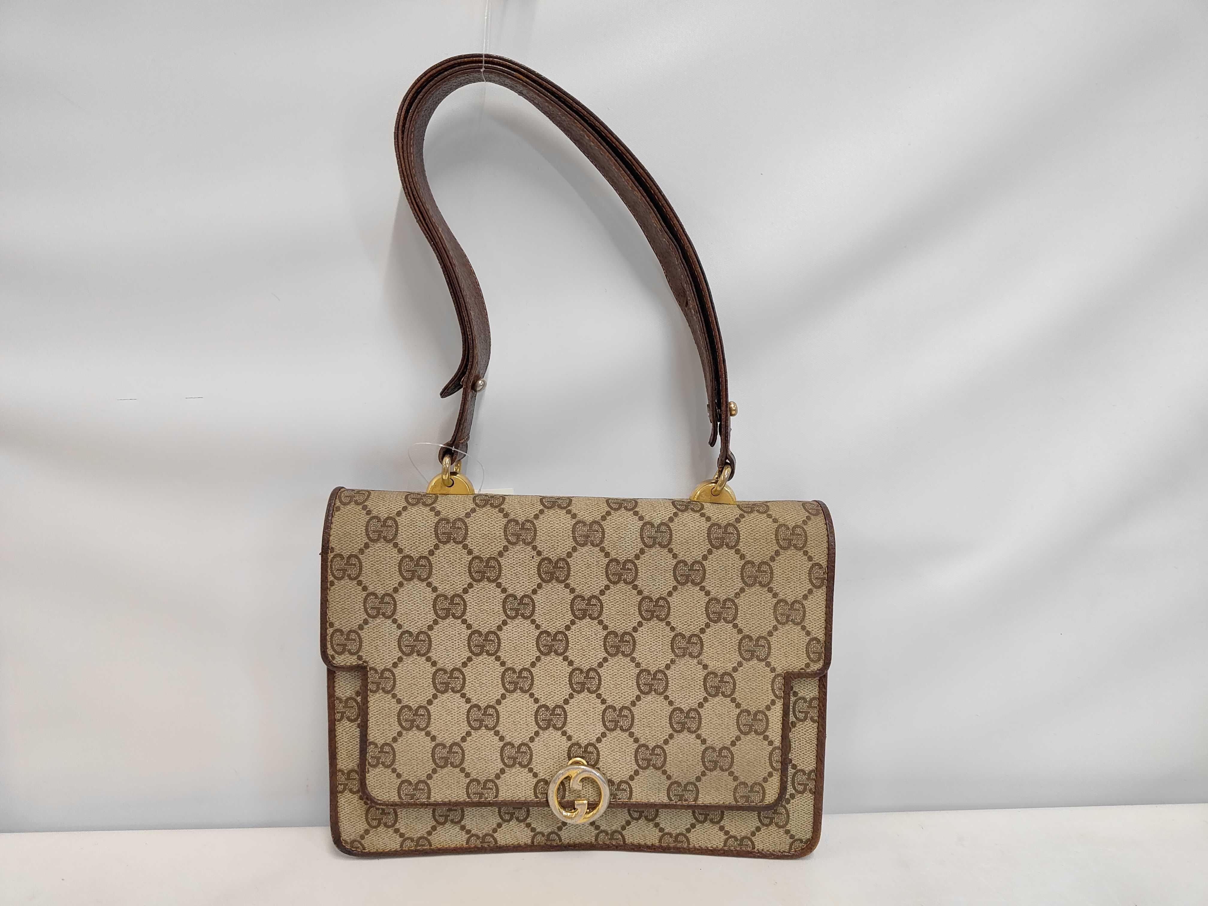 GG Supreme Old Shoulder Bag