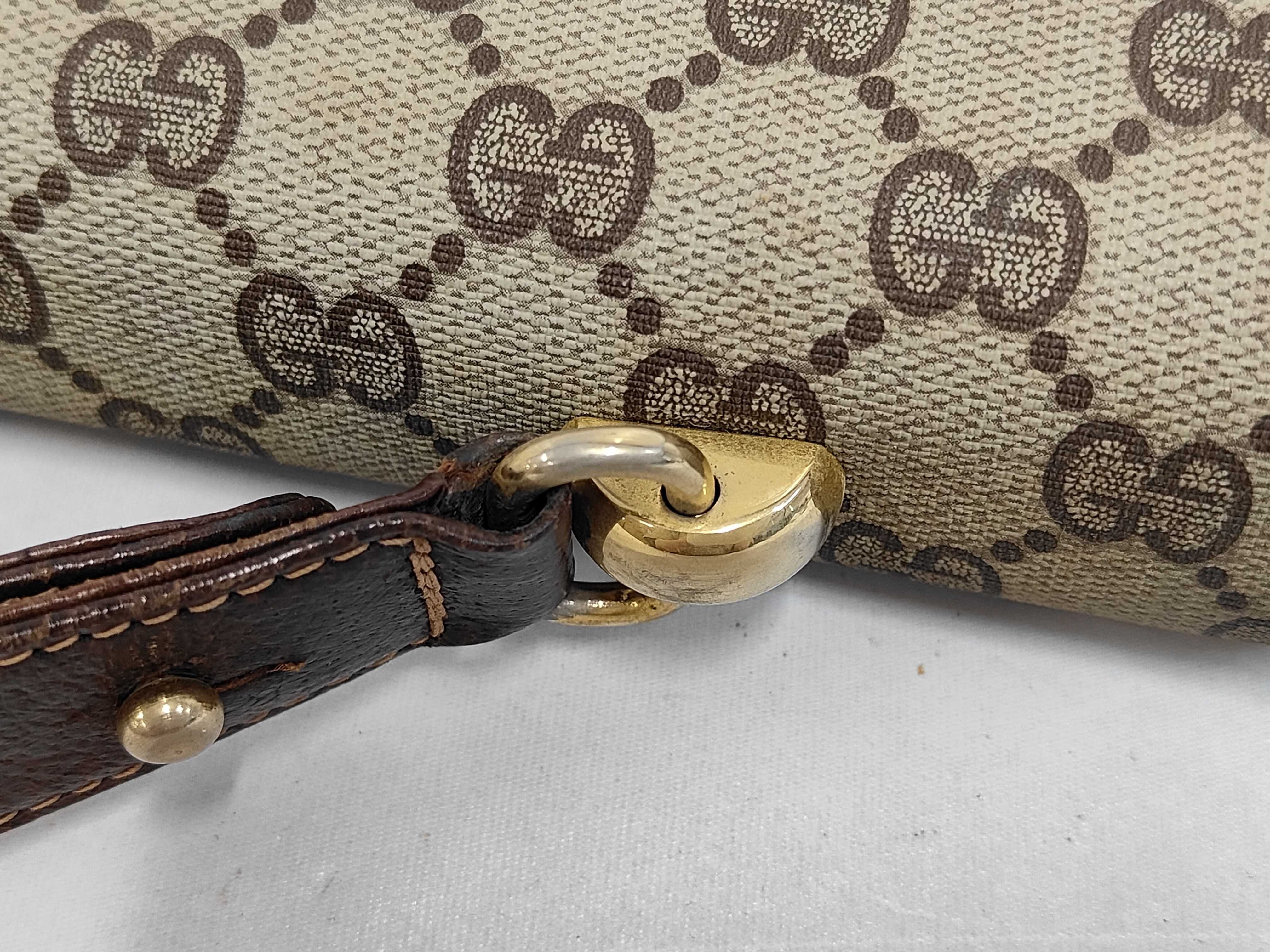 GG Supreme Old Shoulder Bag — view 6