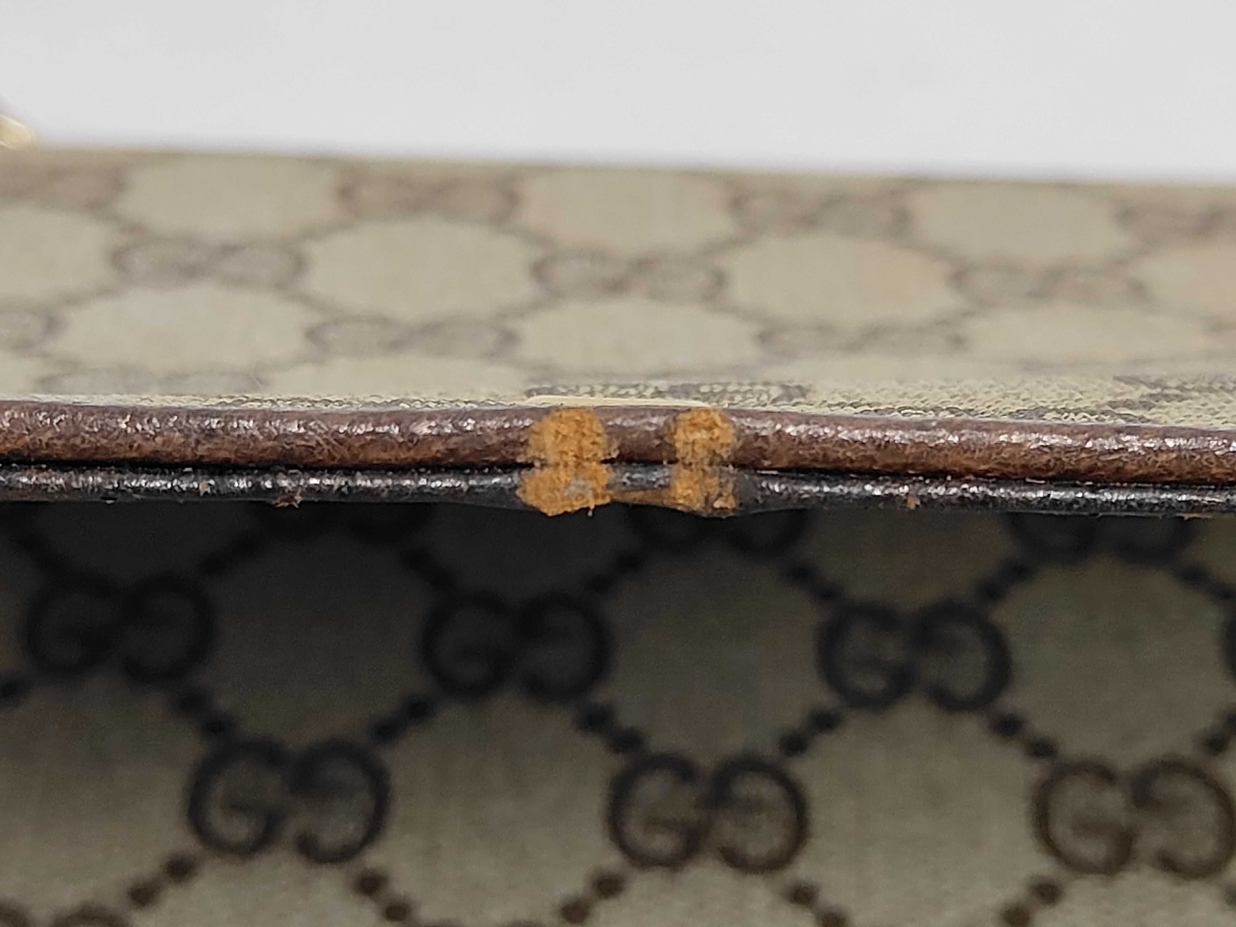 GG Supreme Old Shoulder Bag — view 10