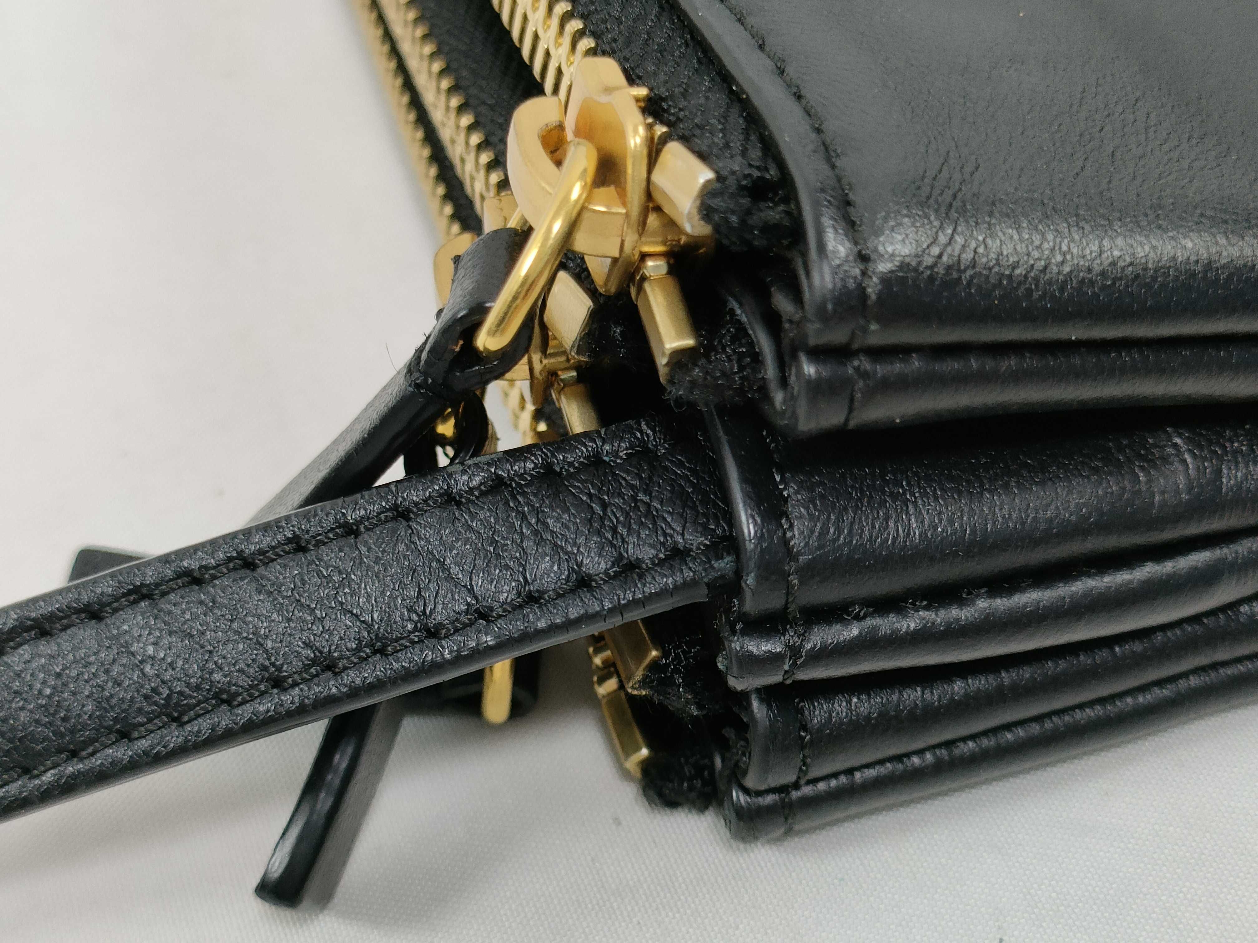 Trio Medium Pouch, Black Leather, Gold Hardware, Shoulder Bag, Women's Shoulder Bag — view 5