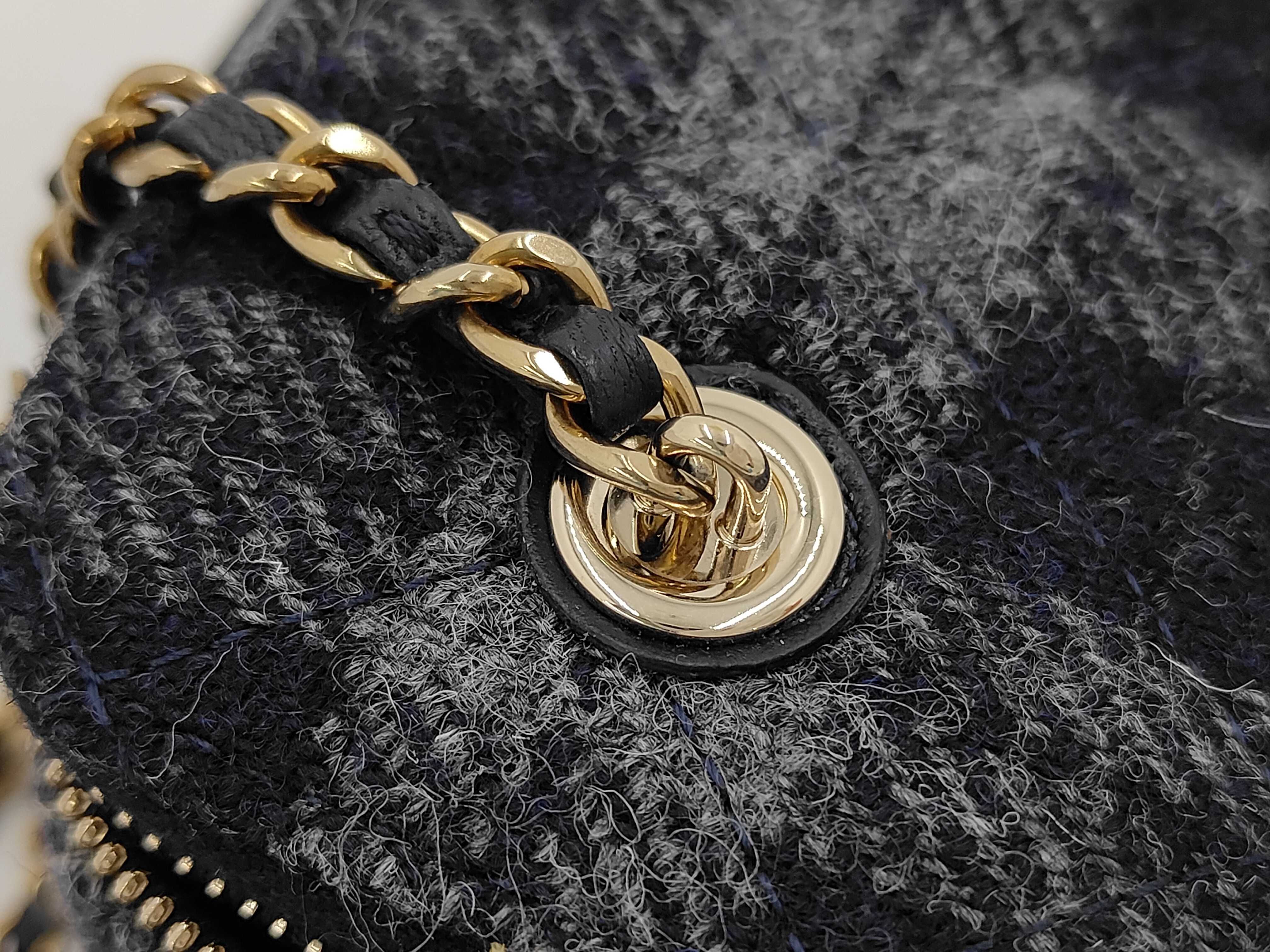 Mini Chain Shoulder Bag — view 7
