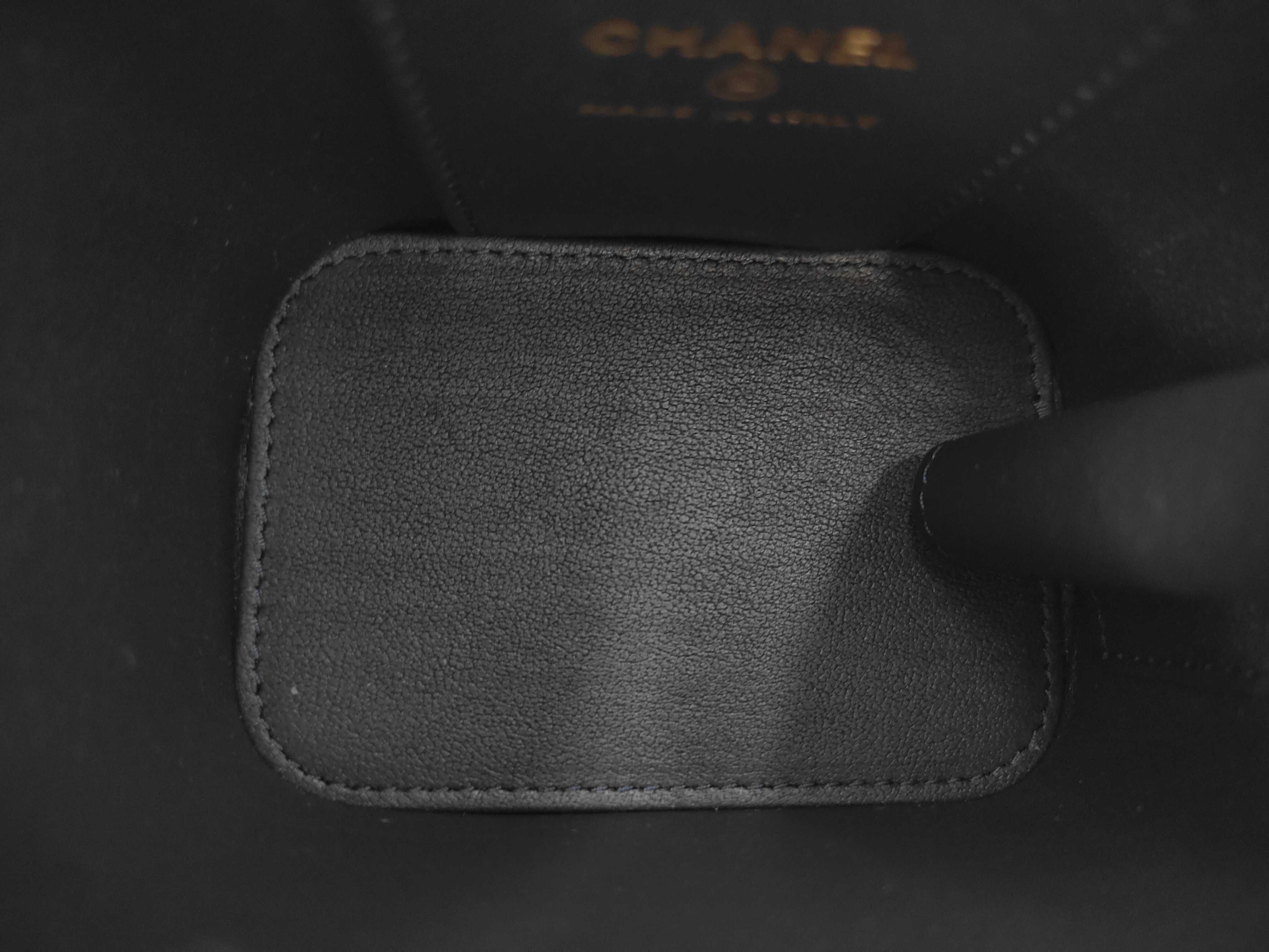 Mini Chain Shoulder Bag — view 8