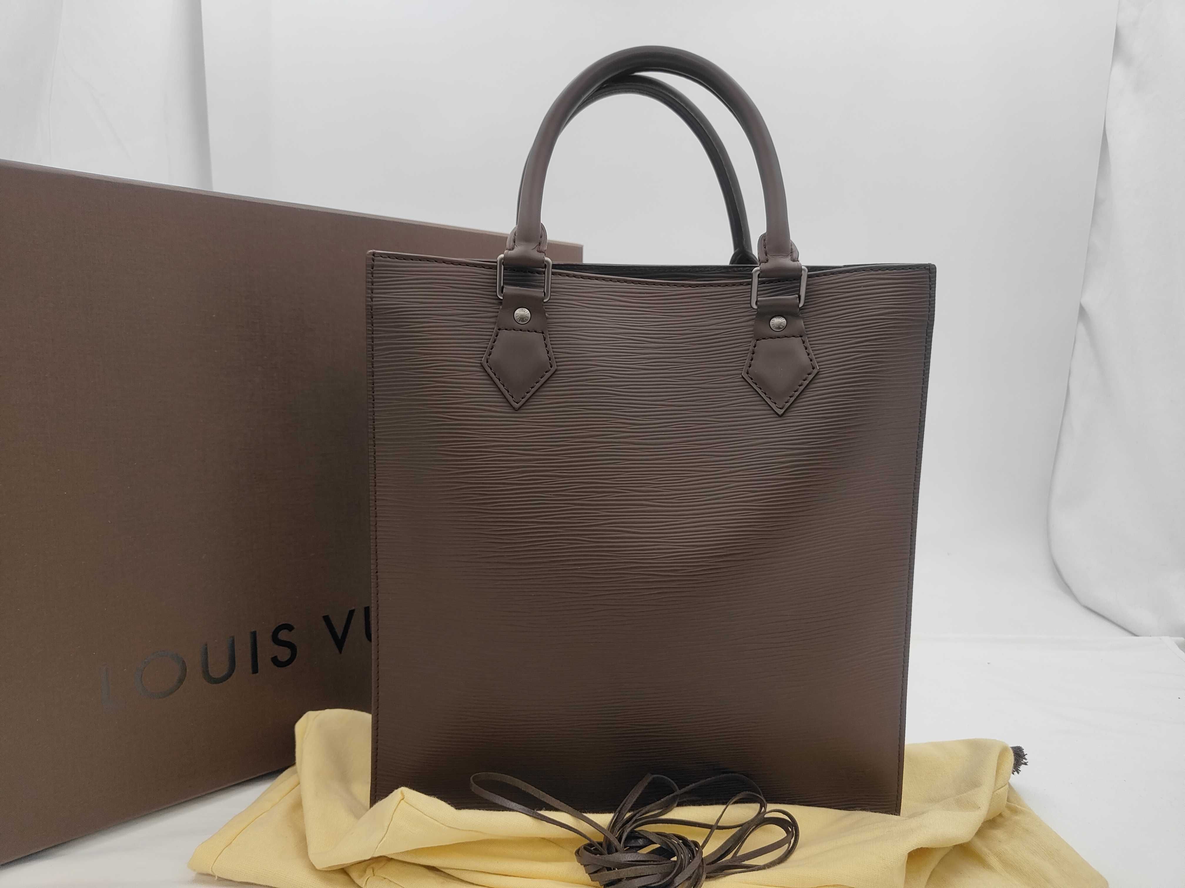 Epi Sac Plat PM Brown Tote Bag