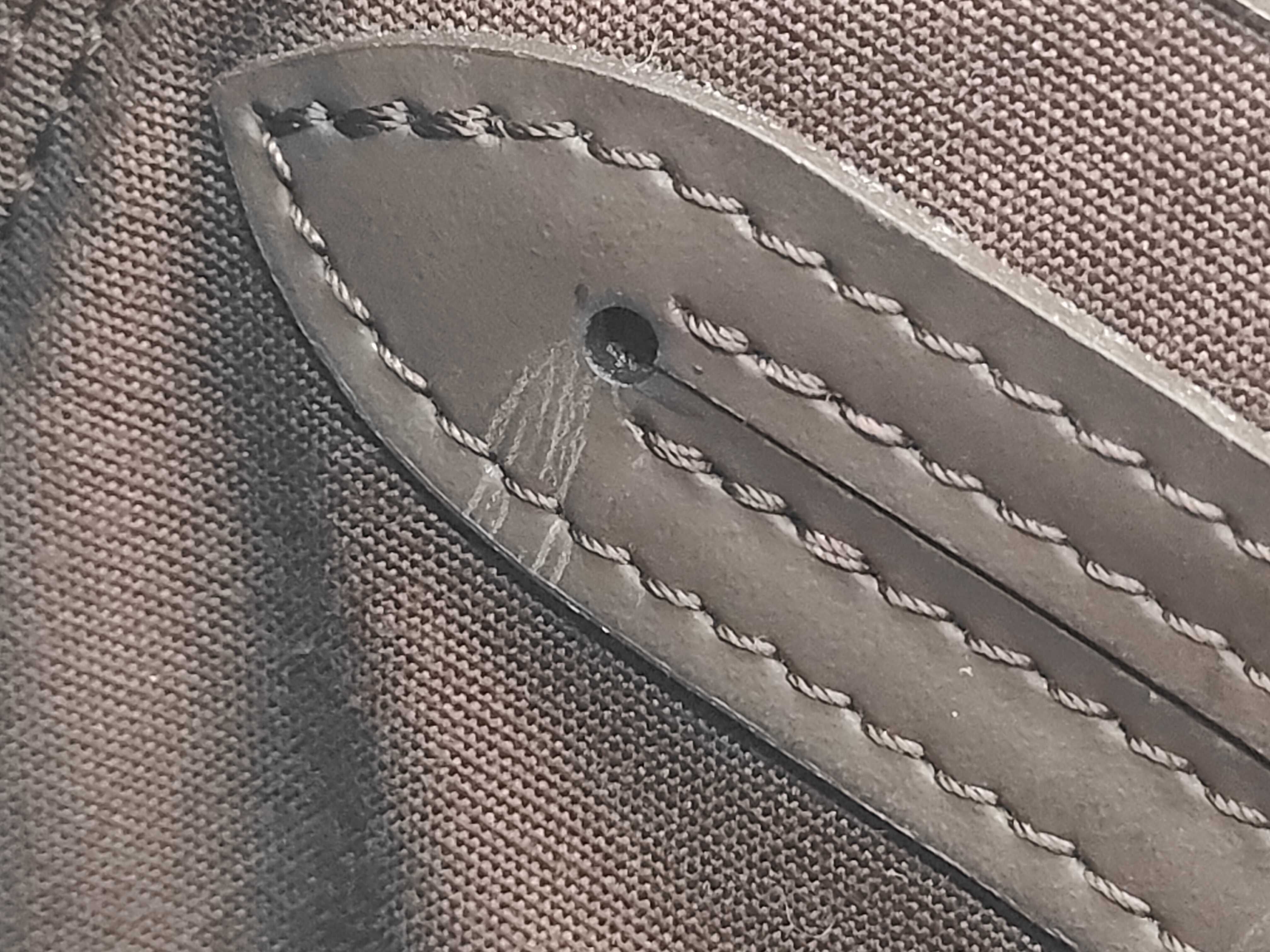 Epi Sac Plat PM Brown Tote Bag — view 11