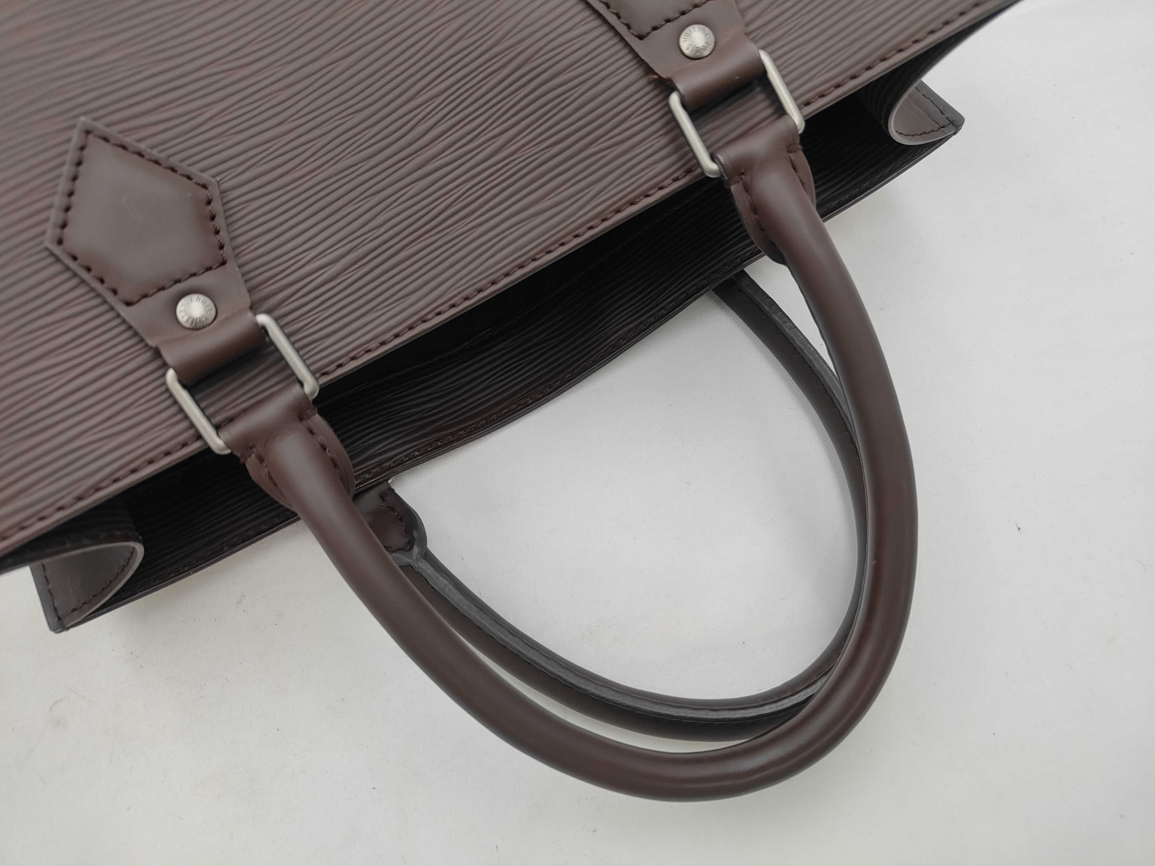 Epi Sac Plat PM Brown Tote Bag — view 3