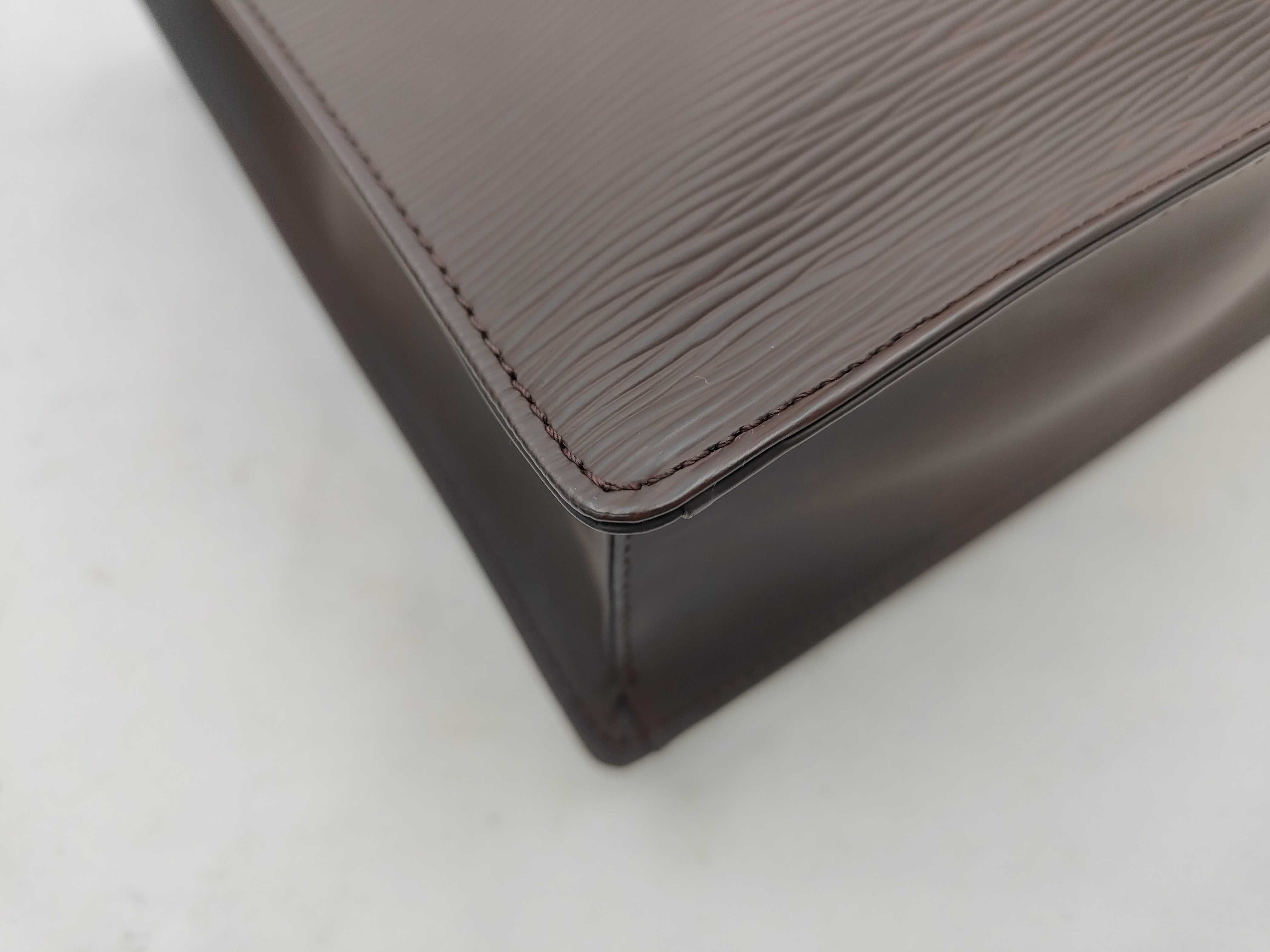 Epi Sac Plat PM Brown Tote Bag — view 6