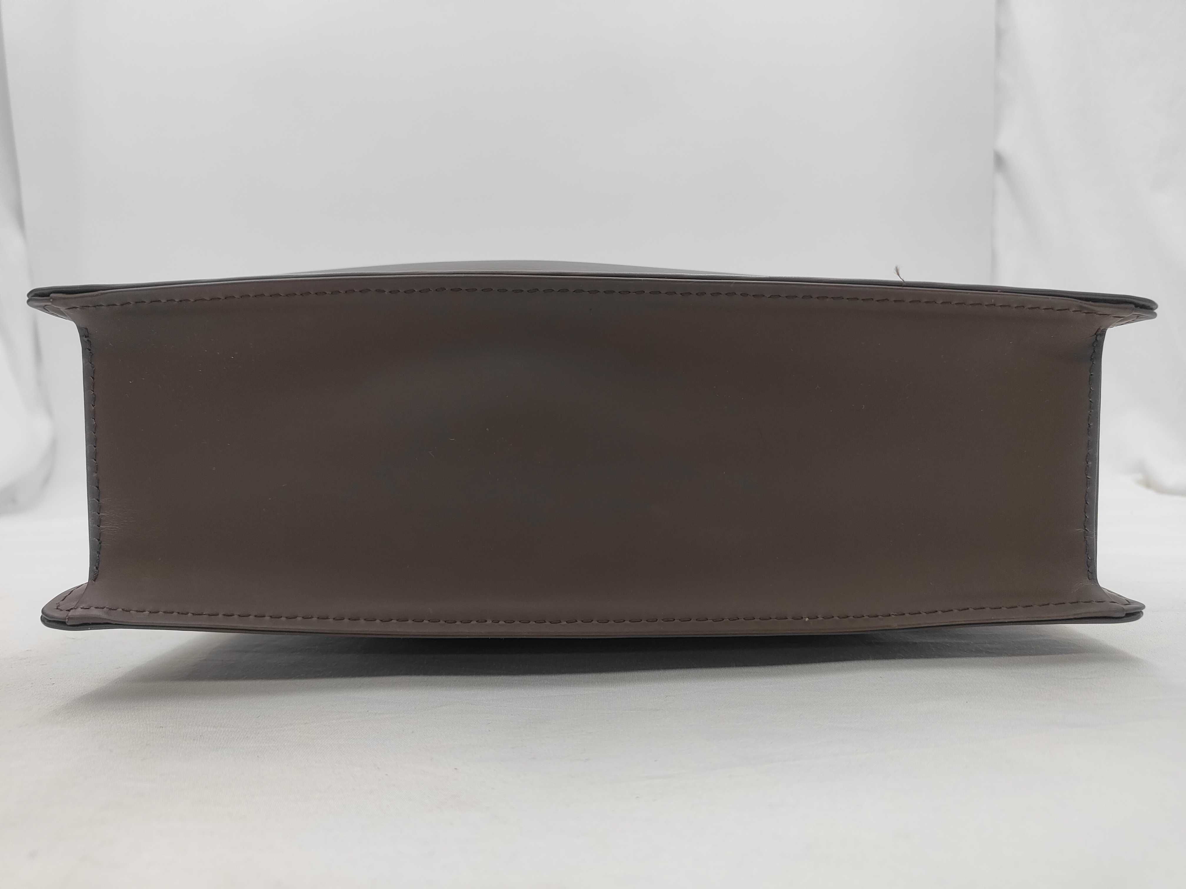 Epi Sac Plat PM Brown Tote Bag — view 7