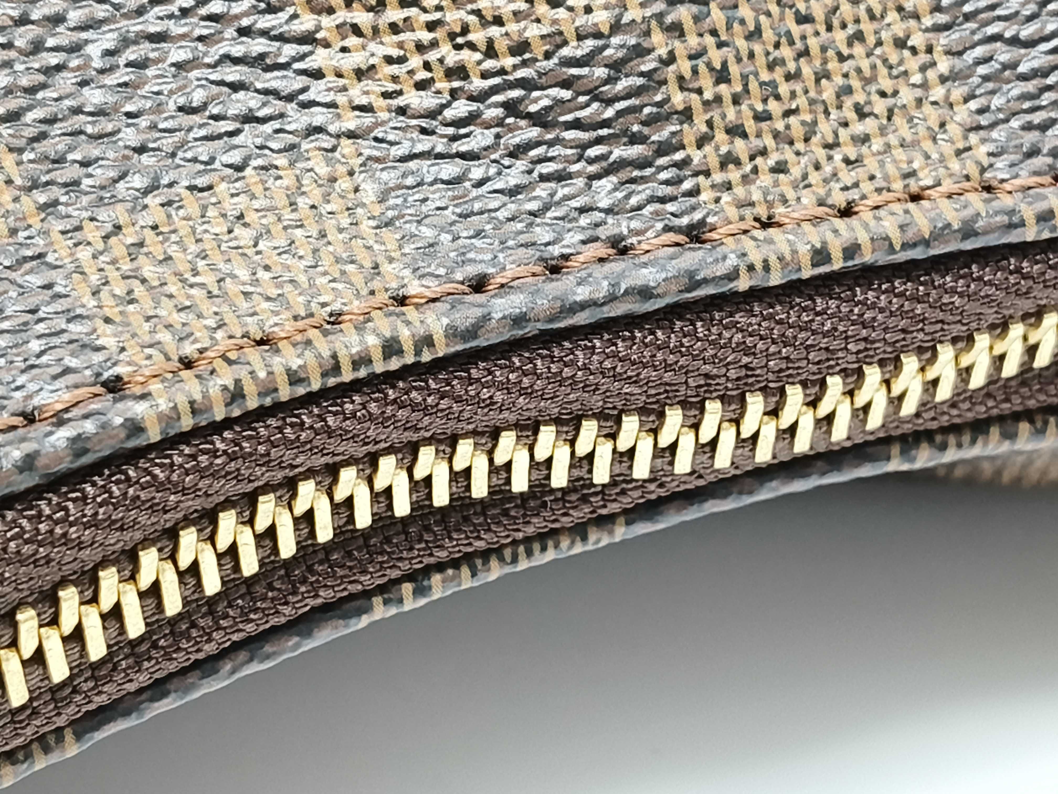 Damier Bloomsbury PM N42251 CT2190 Shoulder Bag — view 6