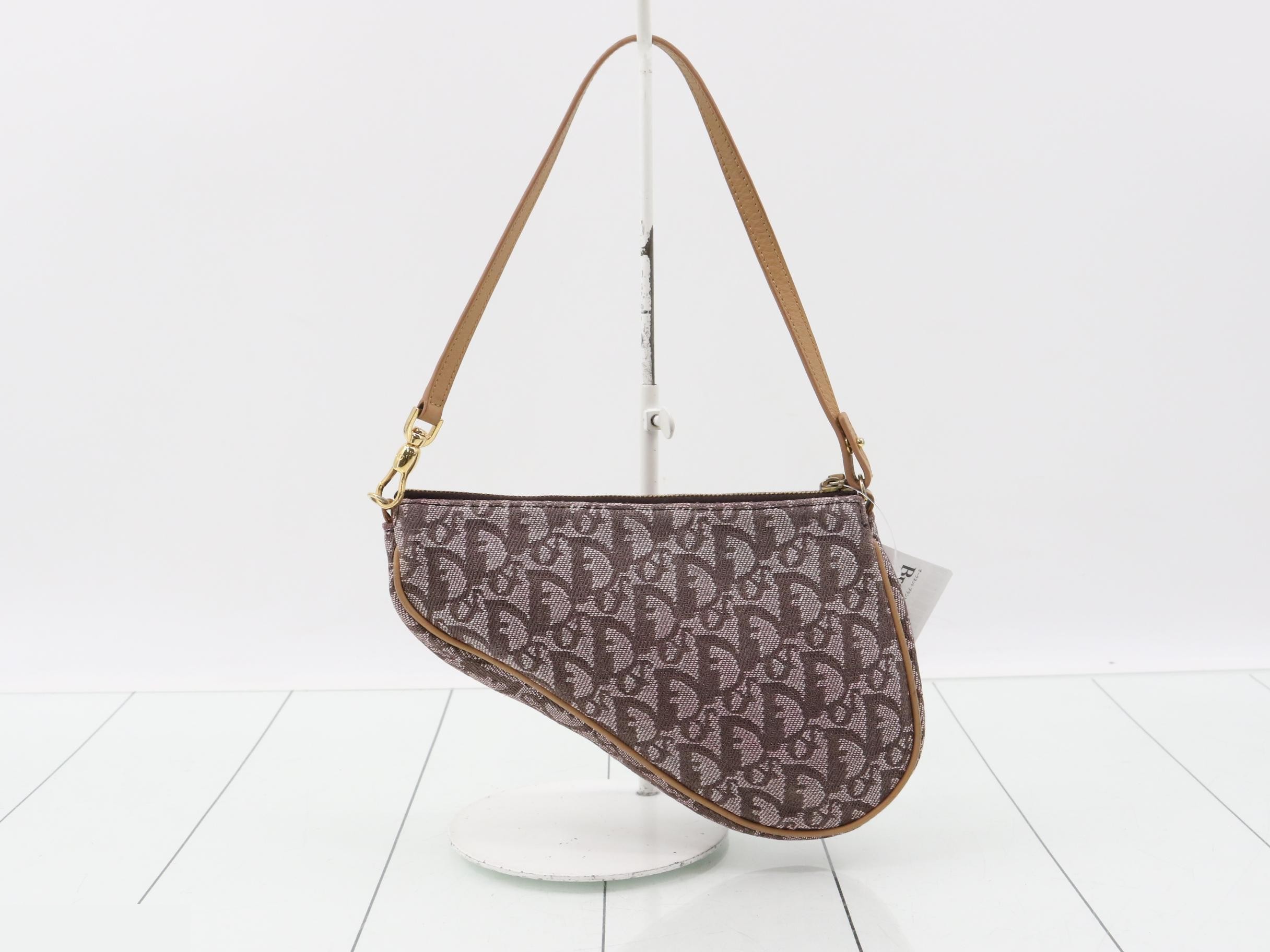 Trotter Saddle Handbag Pouch Brown — view 2