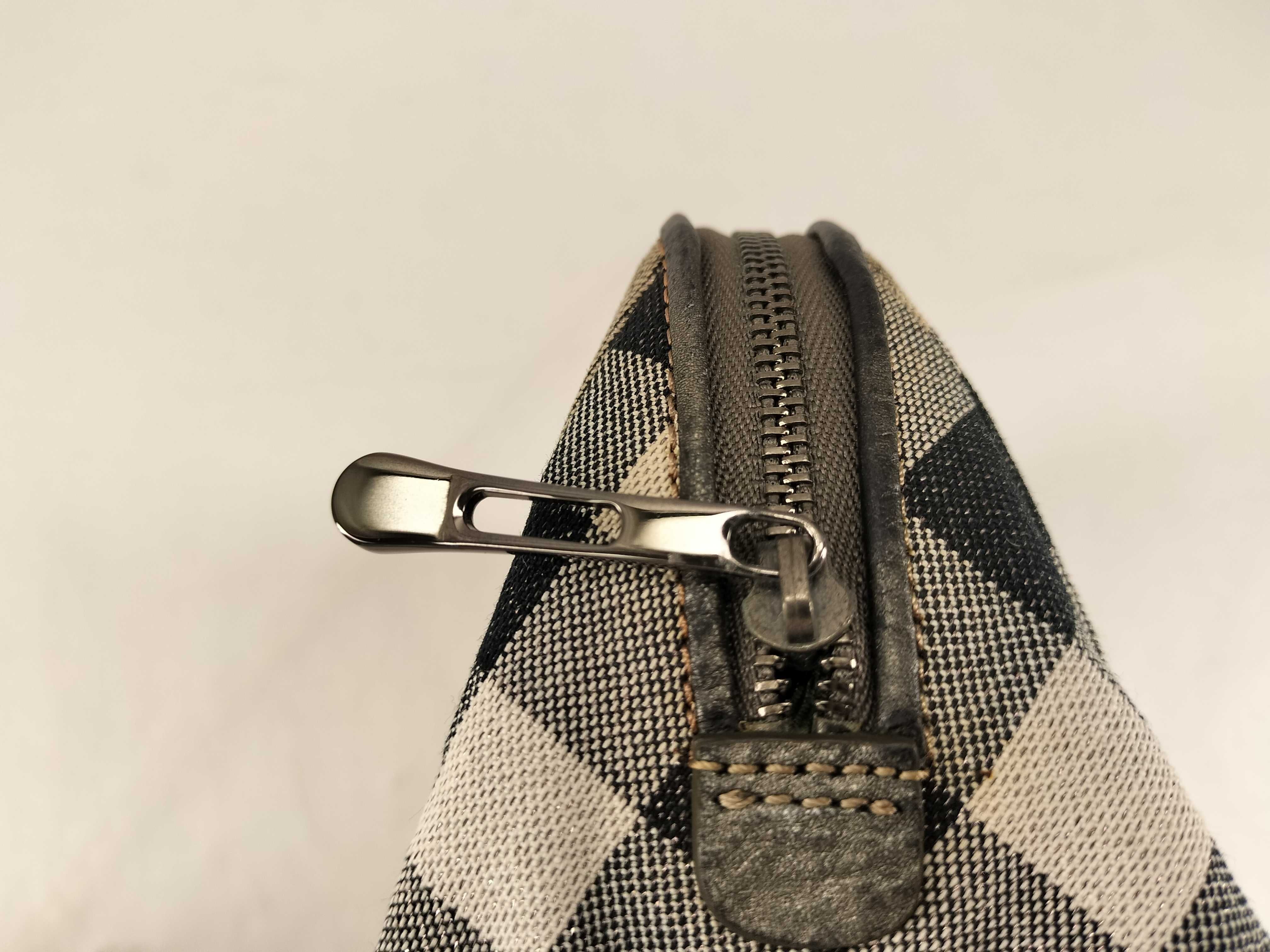 Nova Check Pouch — view 8