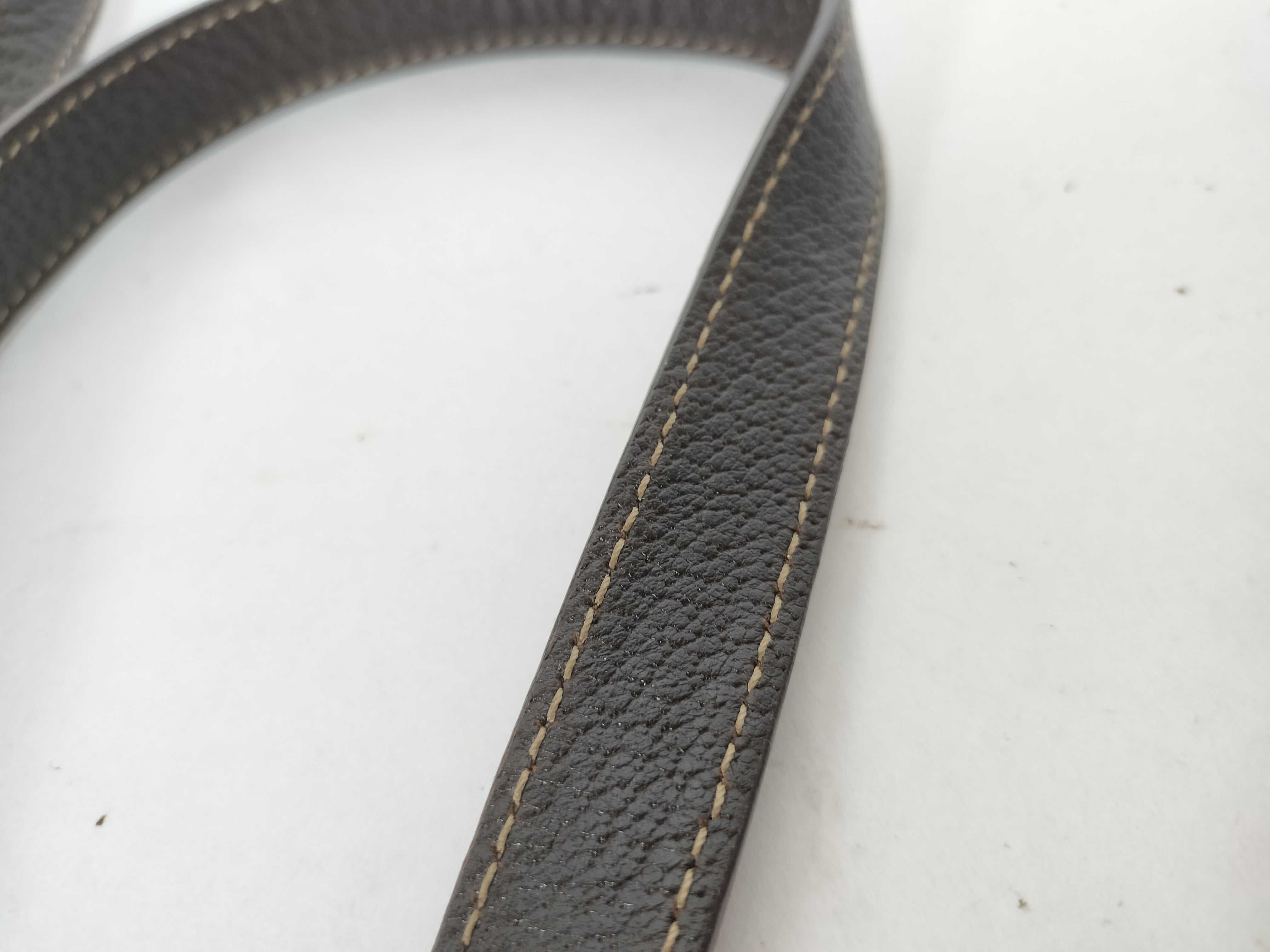 GG Canvas Shoulder Bag — view 4