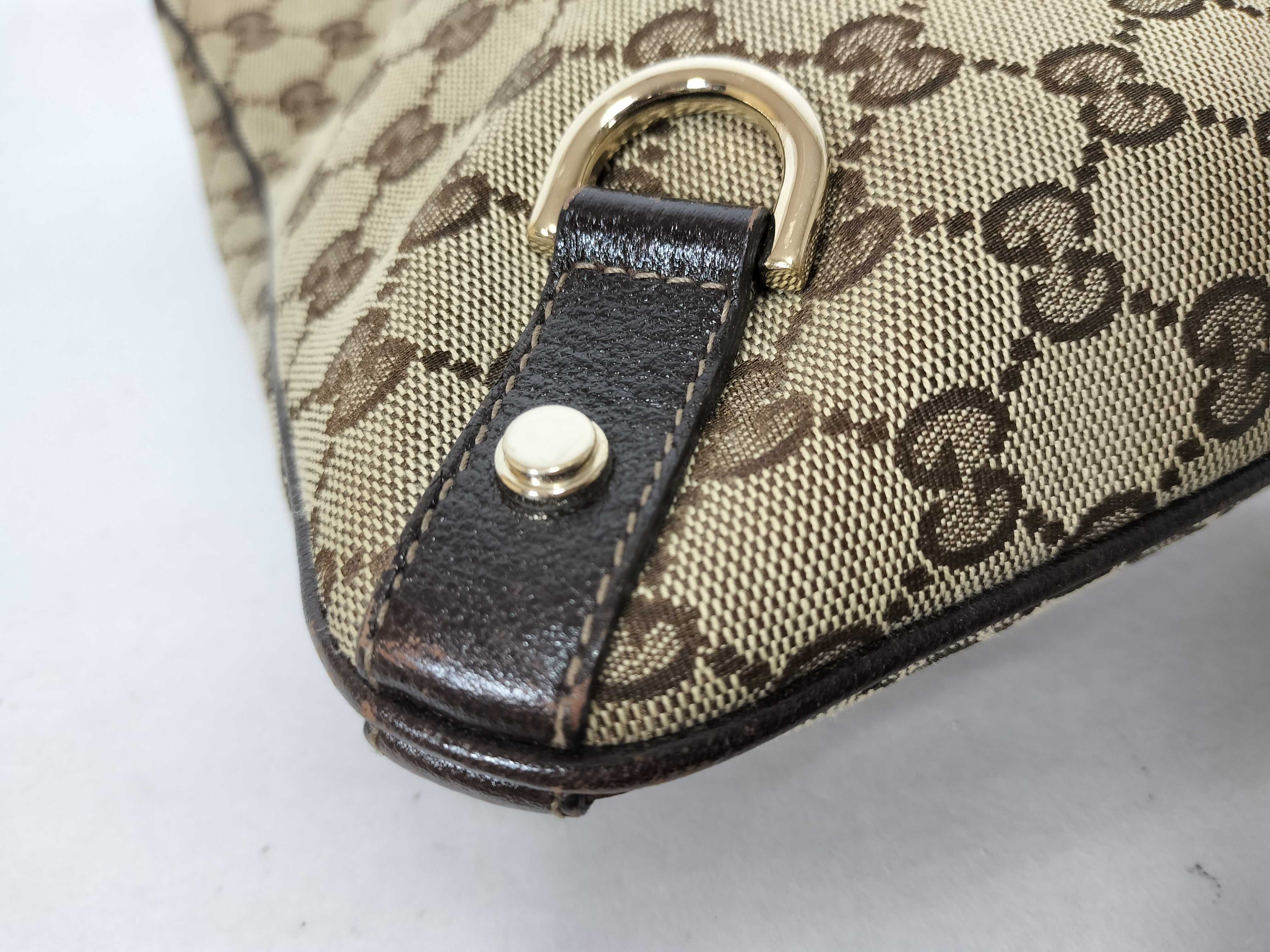 GG Canvas Shoulder Bag — view 6