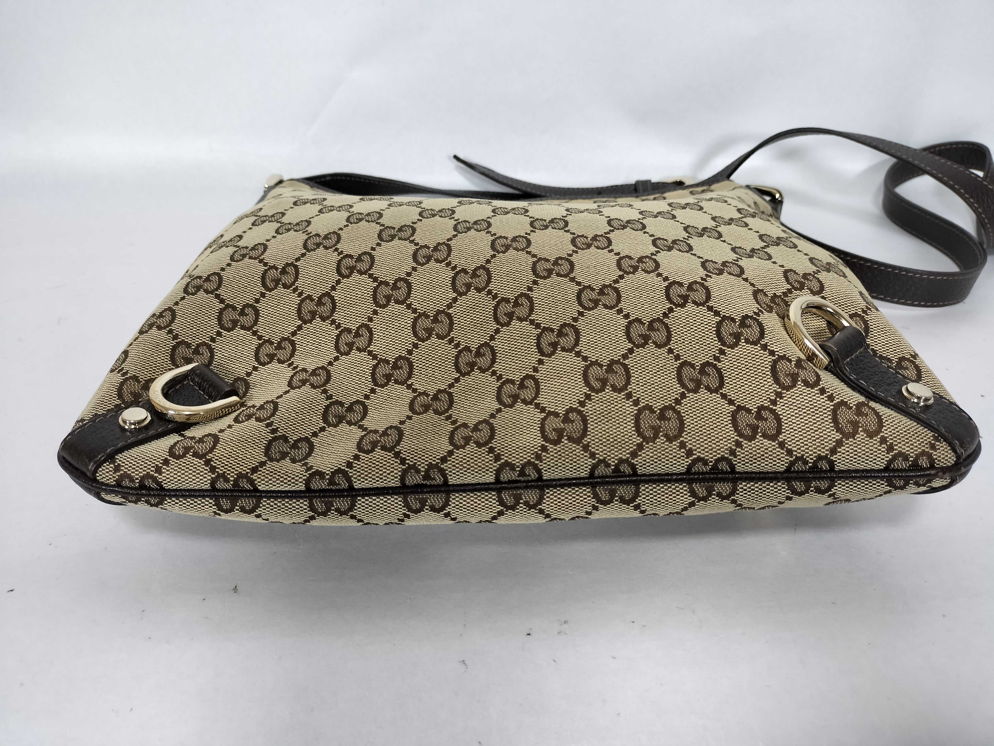 GG Canvas Shoulder Bag — view 7