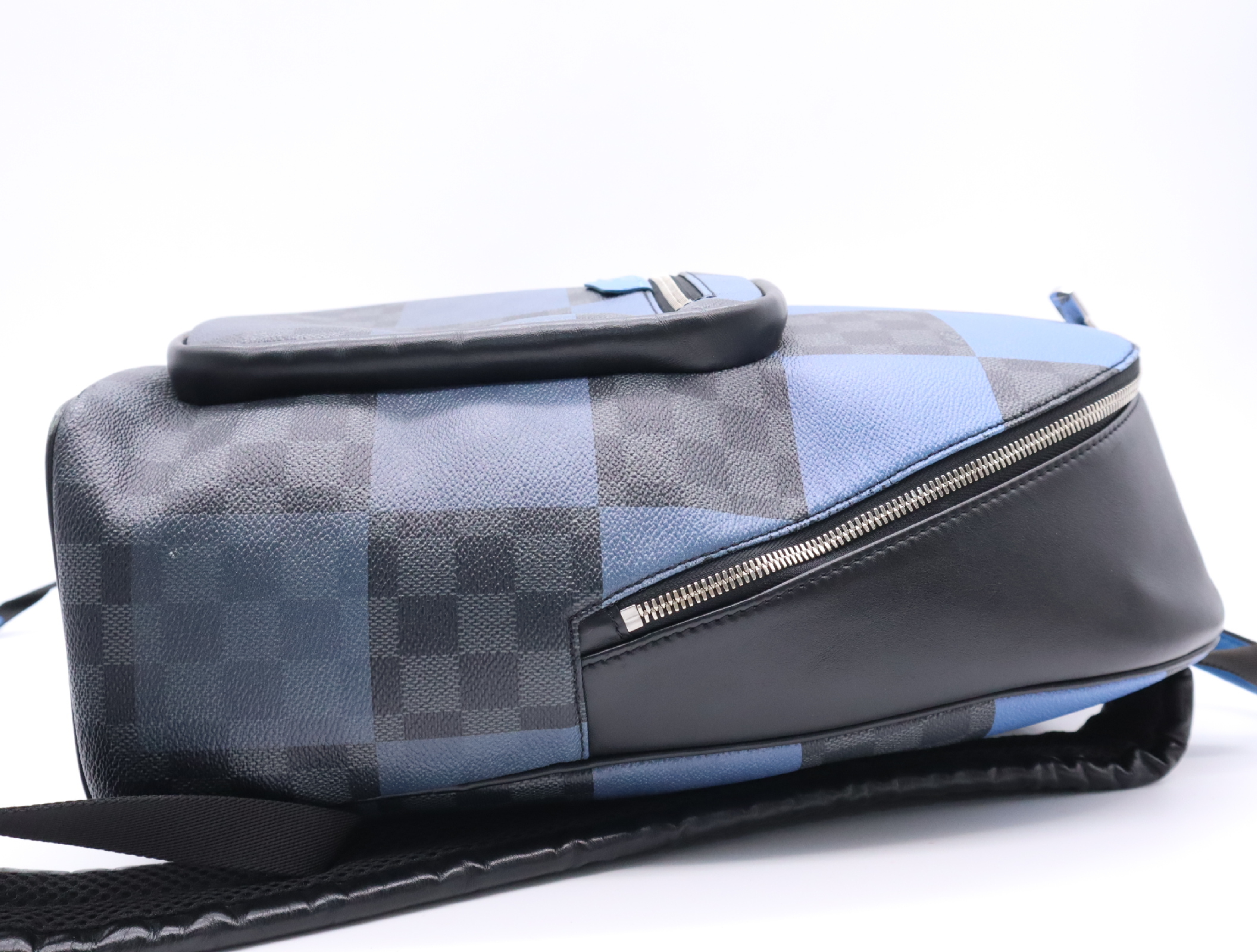 N40402 Damier Graphite Giant Josh NV Backpack — view 5