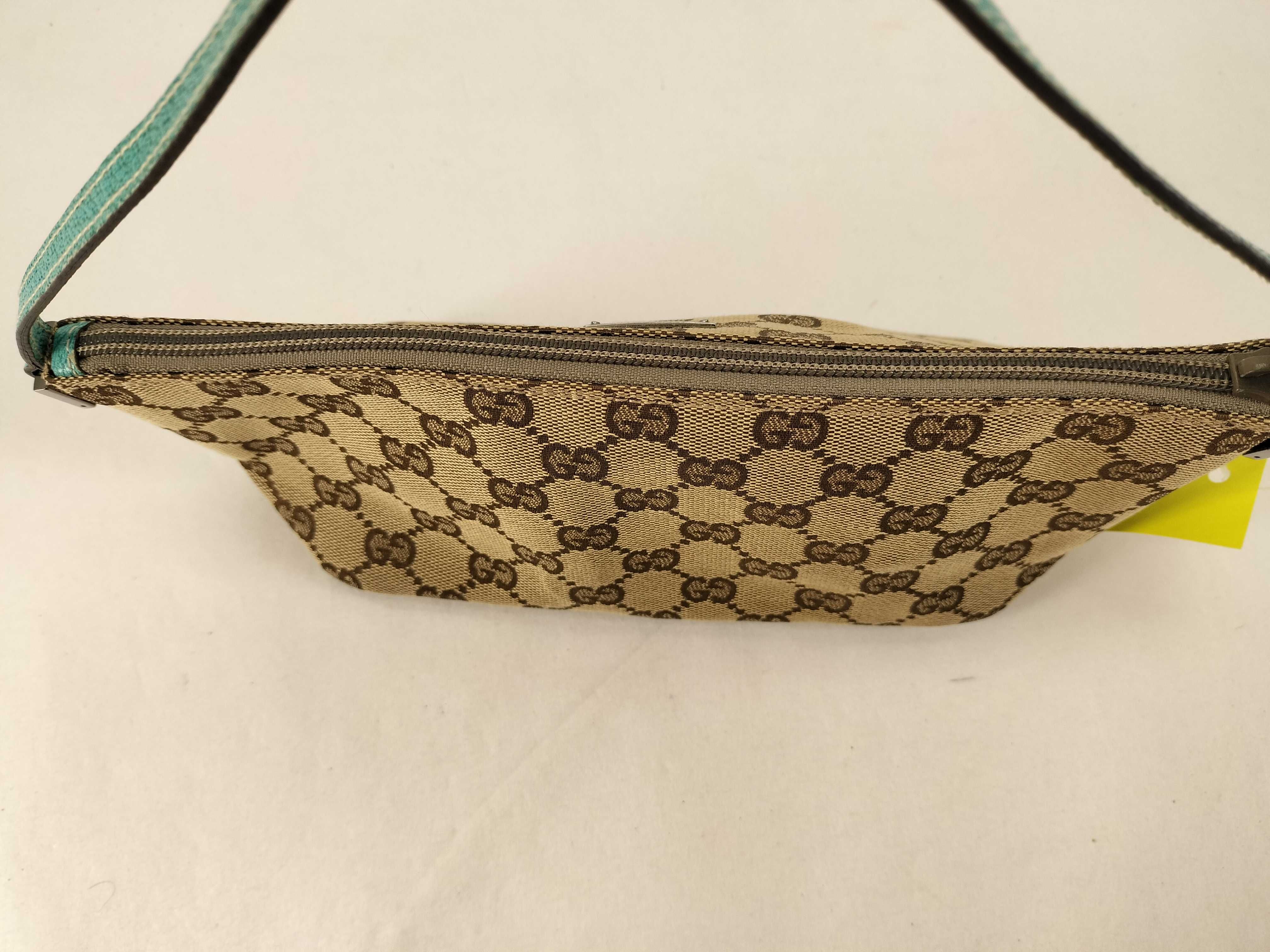 GG Canvas 07198 One-Shoulder Pouch — view 9
