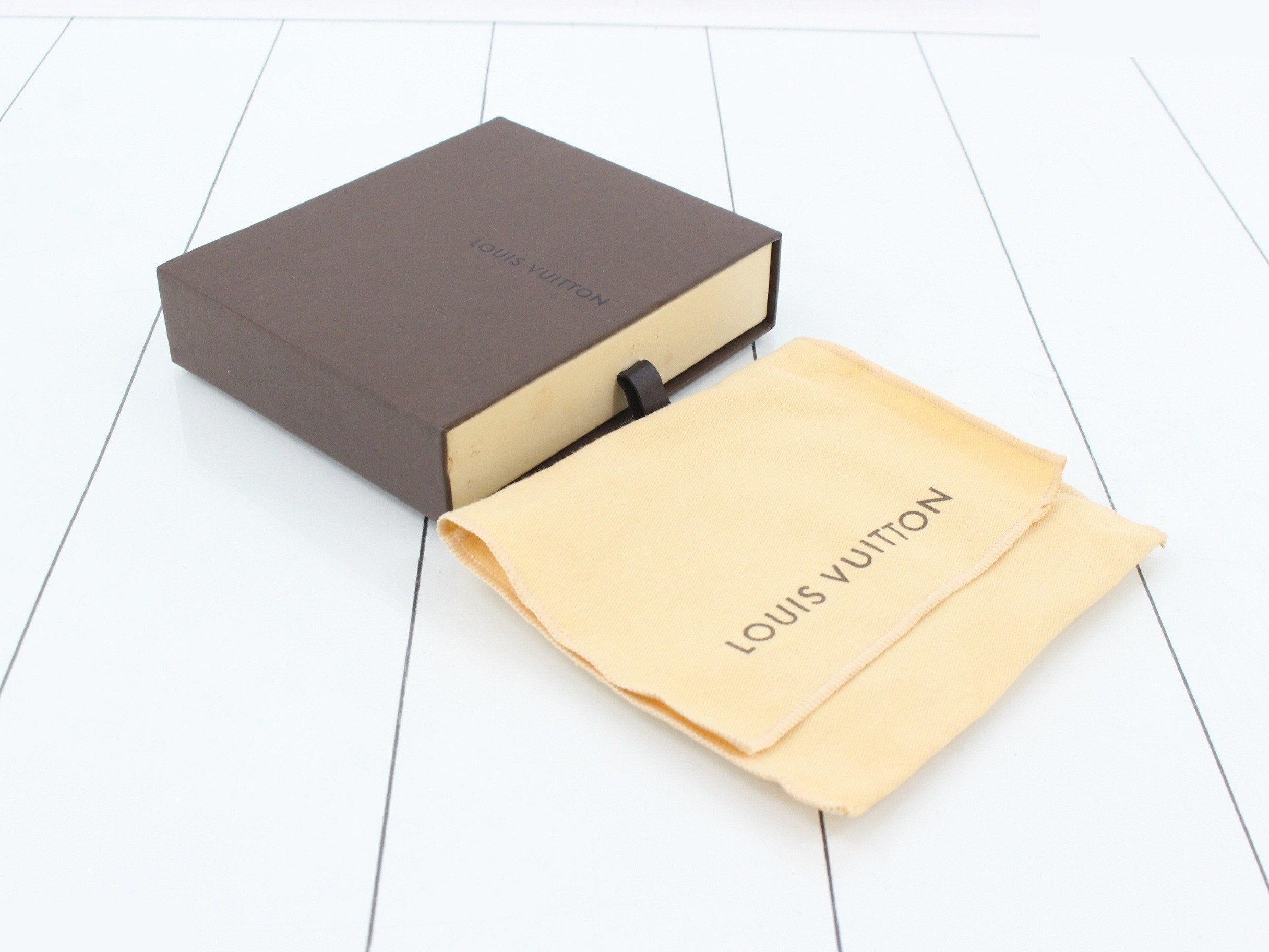 Zippy Coin Purse, Brown — view 5
