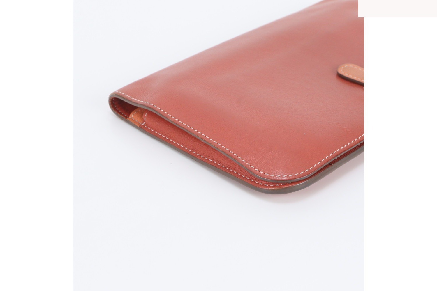 Q Stamped Dogon GM Duo Leather Long Wallet — view 5
