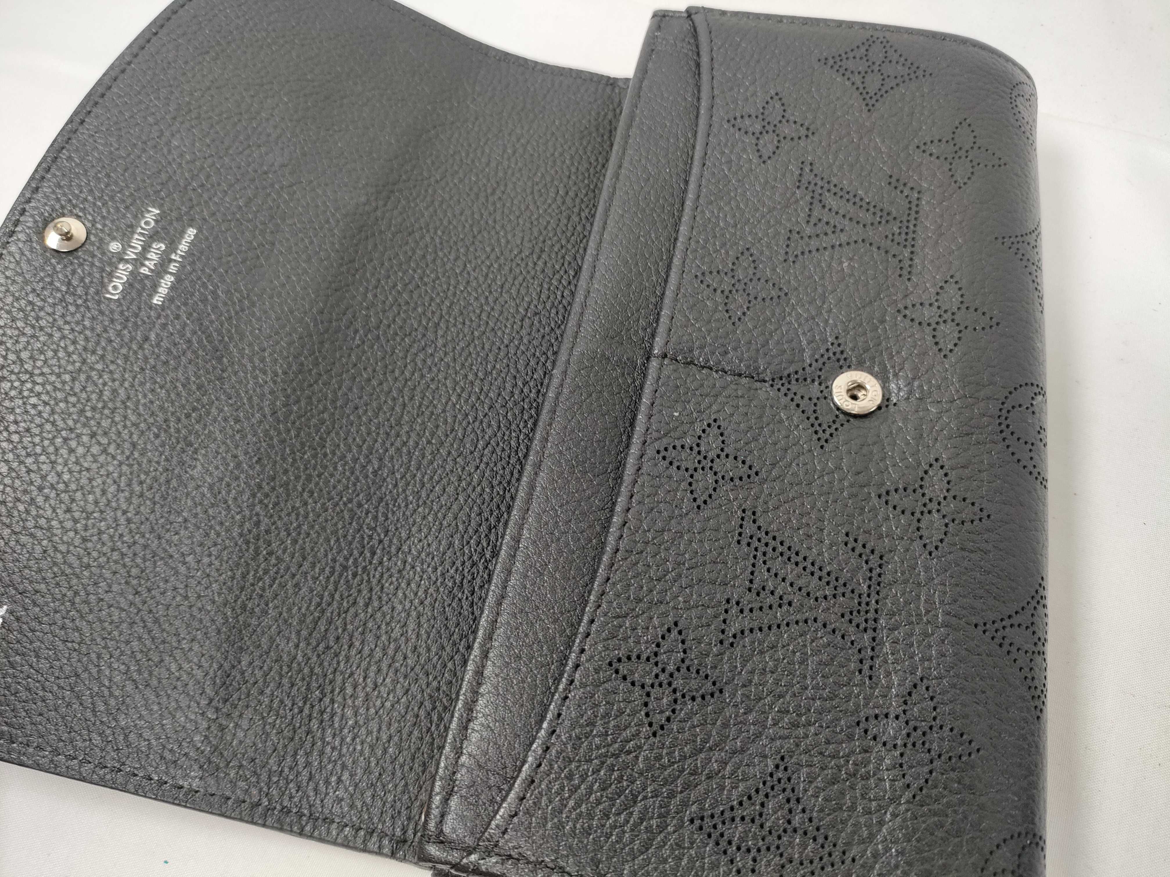 Mahina Louis Vuitton Wallet Mahina Wallet — view 8