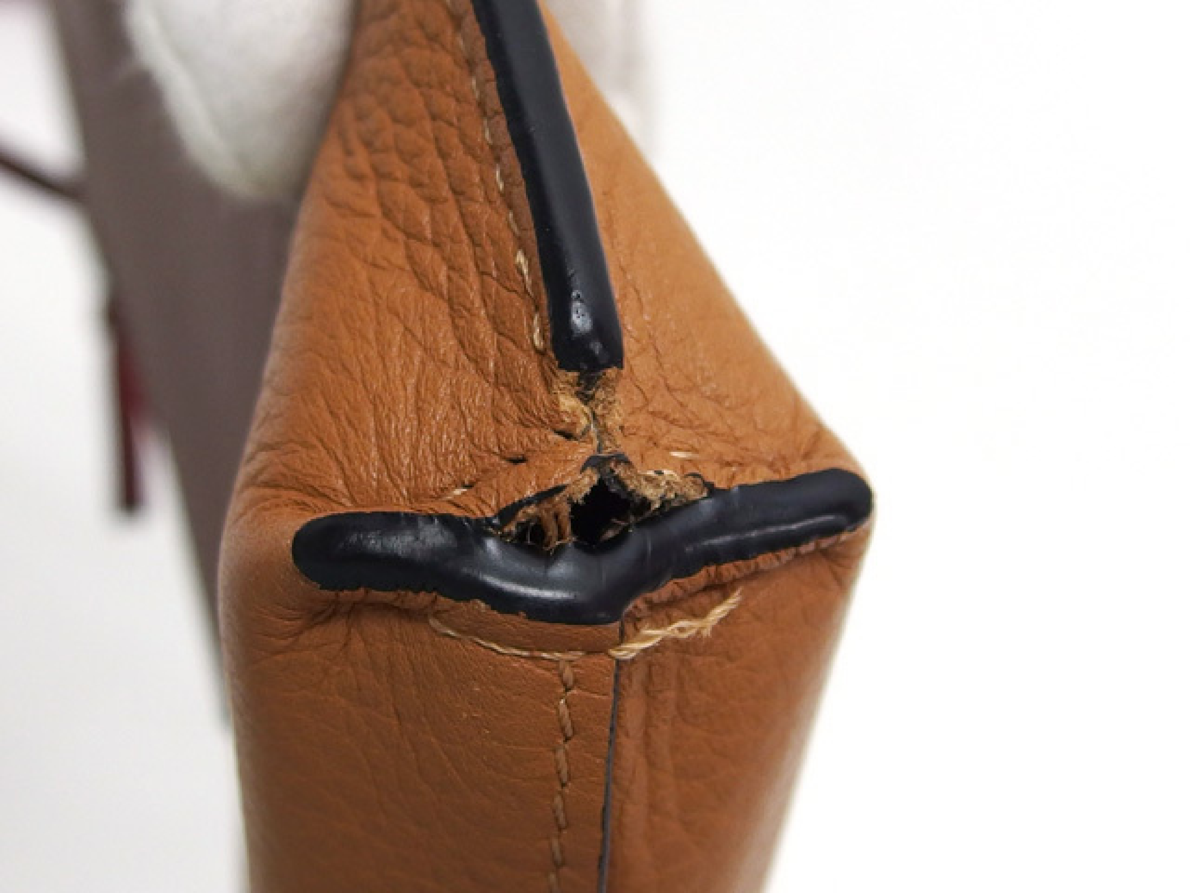 Gate Pochette Phone Bag Mini Shoulder Bag Leather Brown Shoulder Bag — view 6
