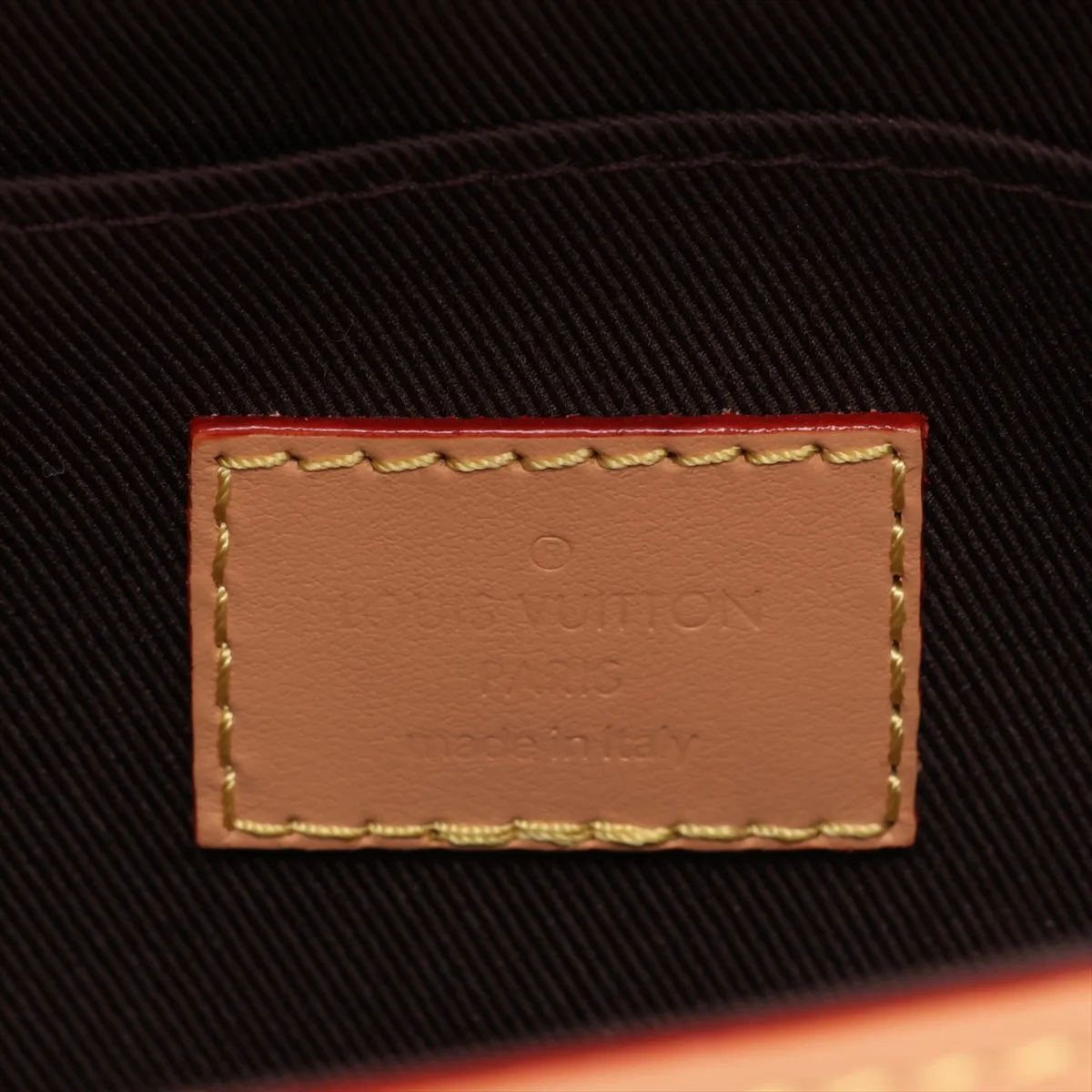Multicolor Envelope Wearable Wallet M83346 Ivory (RFID detected) — view 8