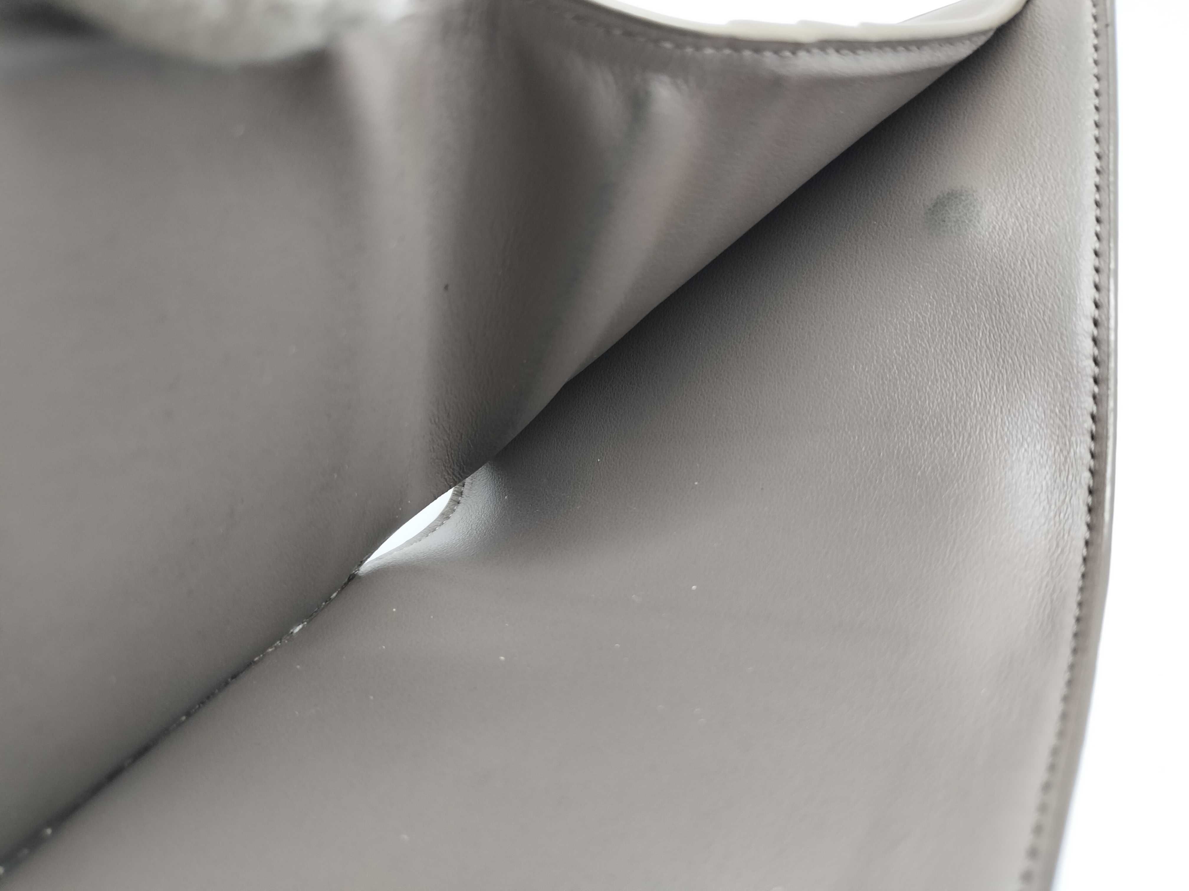 Small Trifold Wallet — view 9