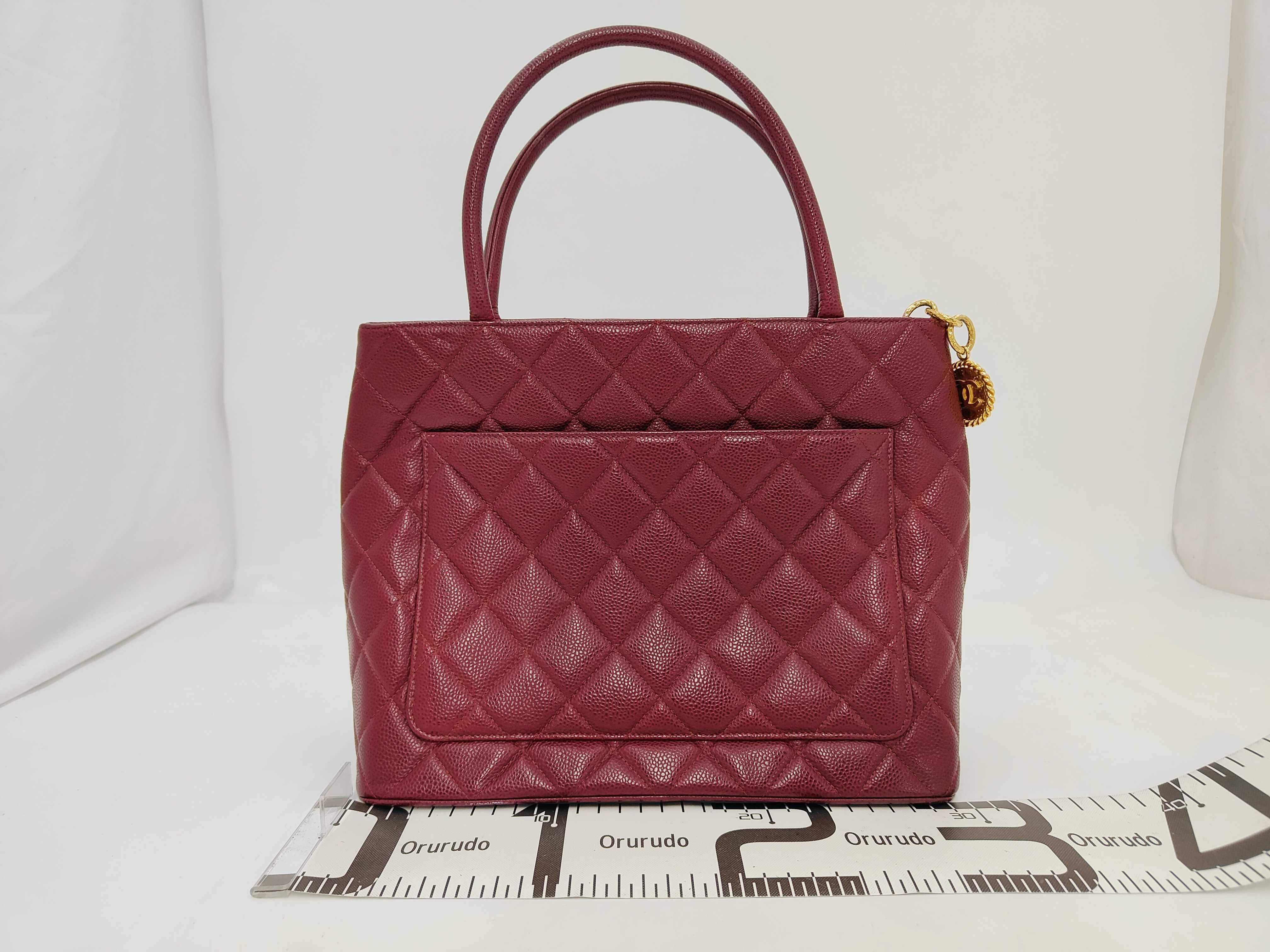 Reissue Tote Bag, Caviar Leather, Bordeaux, Gold Hardware, 7785959 Tote Bag — view 2