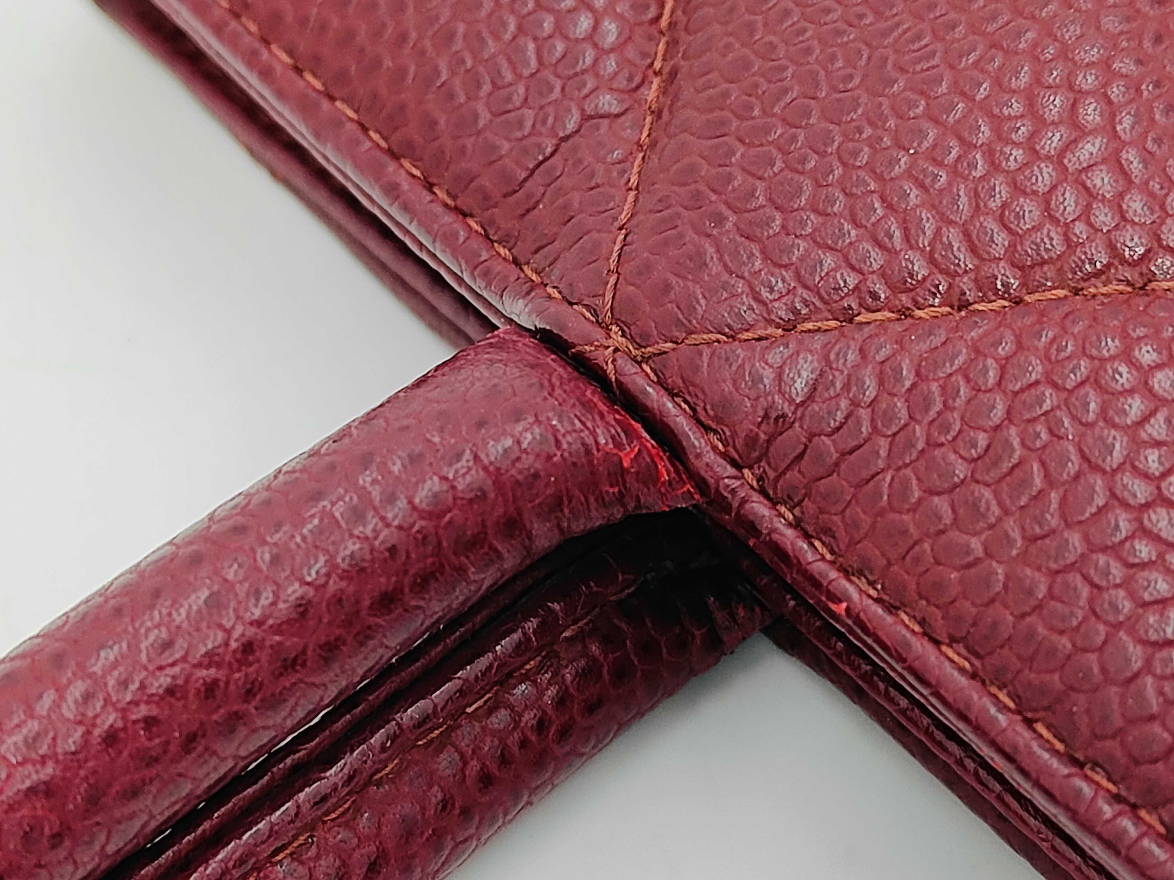 Reissue Tote Bag, Caviar Leather, Bordeaux, Gold Hardware, 7785959 Tote Bag — view 5