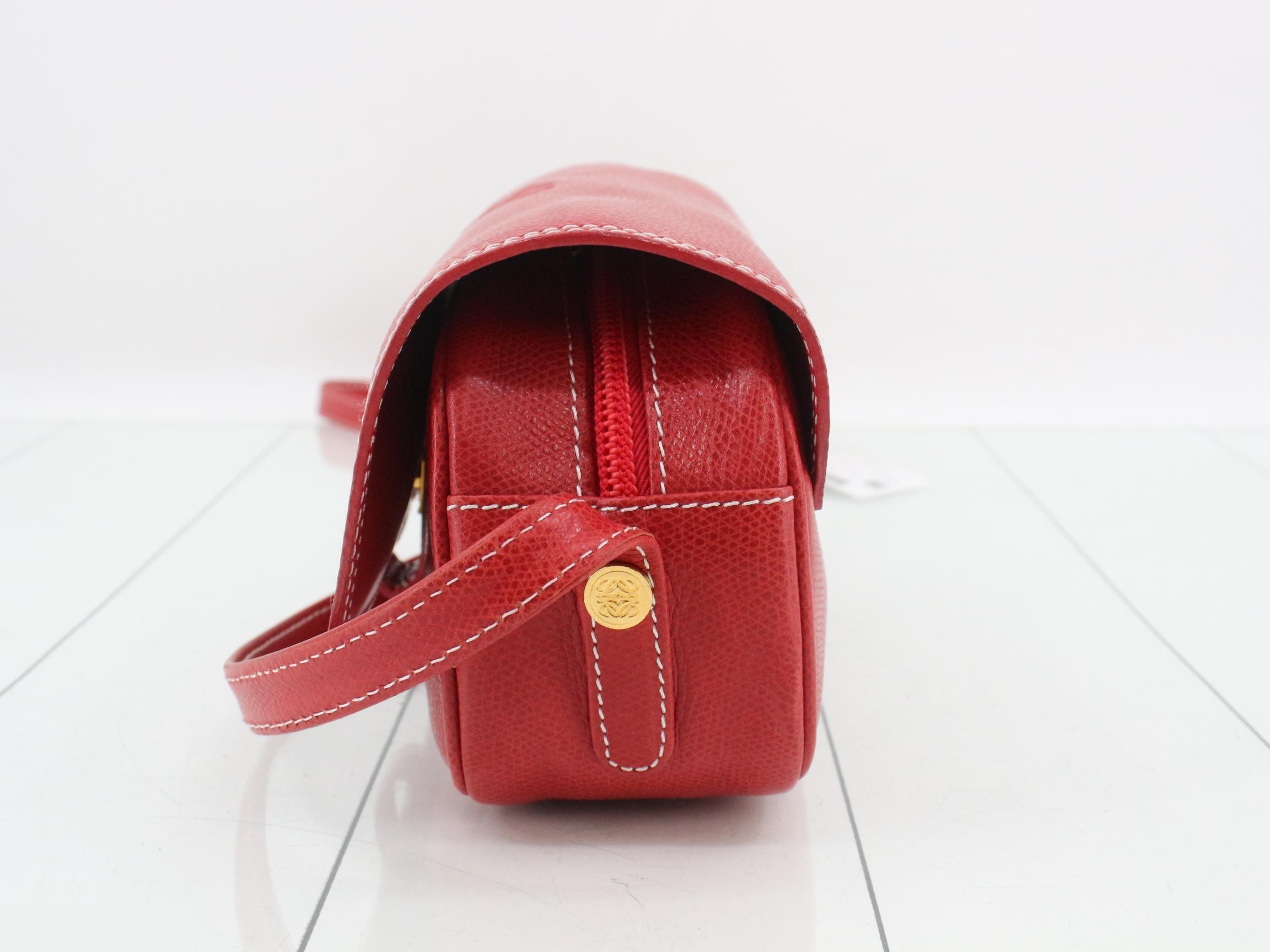Other lines: Bags & Shoulder Bags - Anagram - Red — view 3