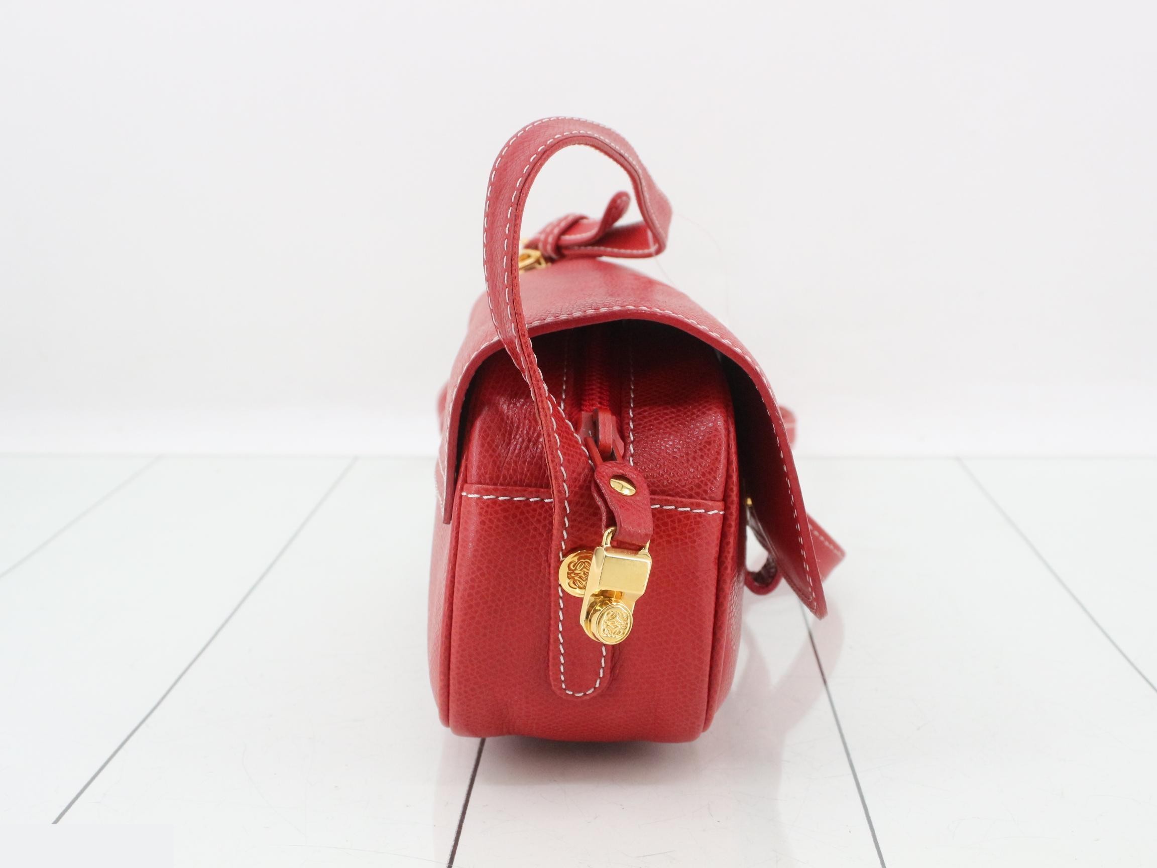 Other lines: Bags & Shoulder Bags - Anagram - Red — view 4