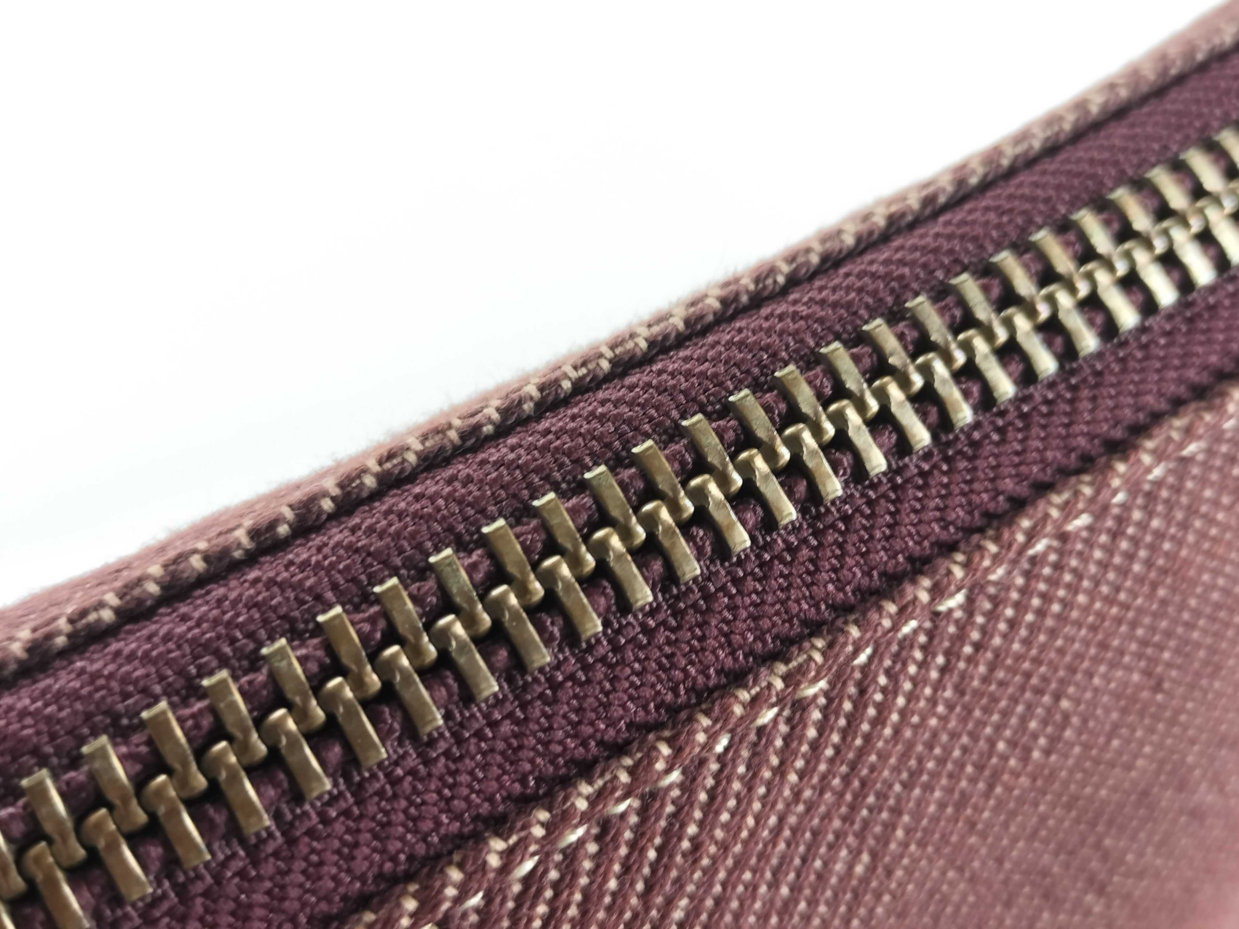 Blue Label Nova Check Tote Bag — view 8