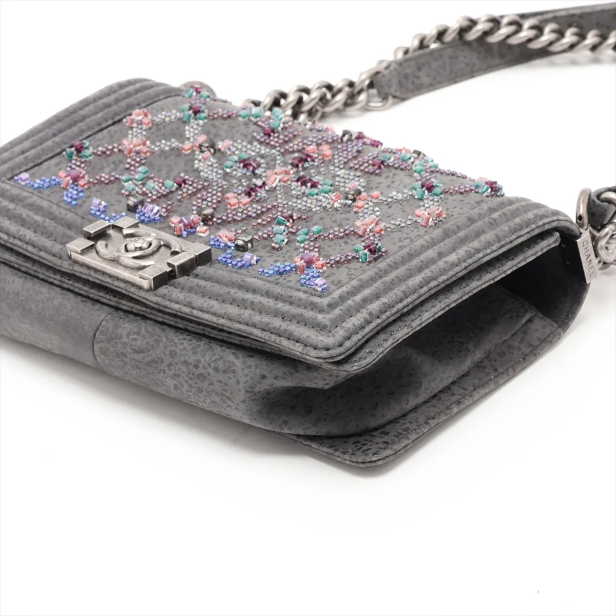 Boy Chanel 25 Leather x Bead Chain Shoulder Bag, Gray with Gunmetal Hardware, 18502485, Serial Number , A67086 — view 3